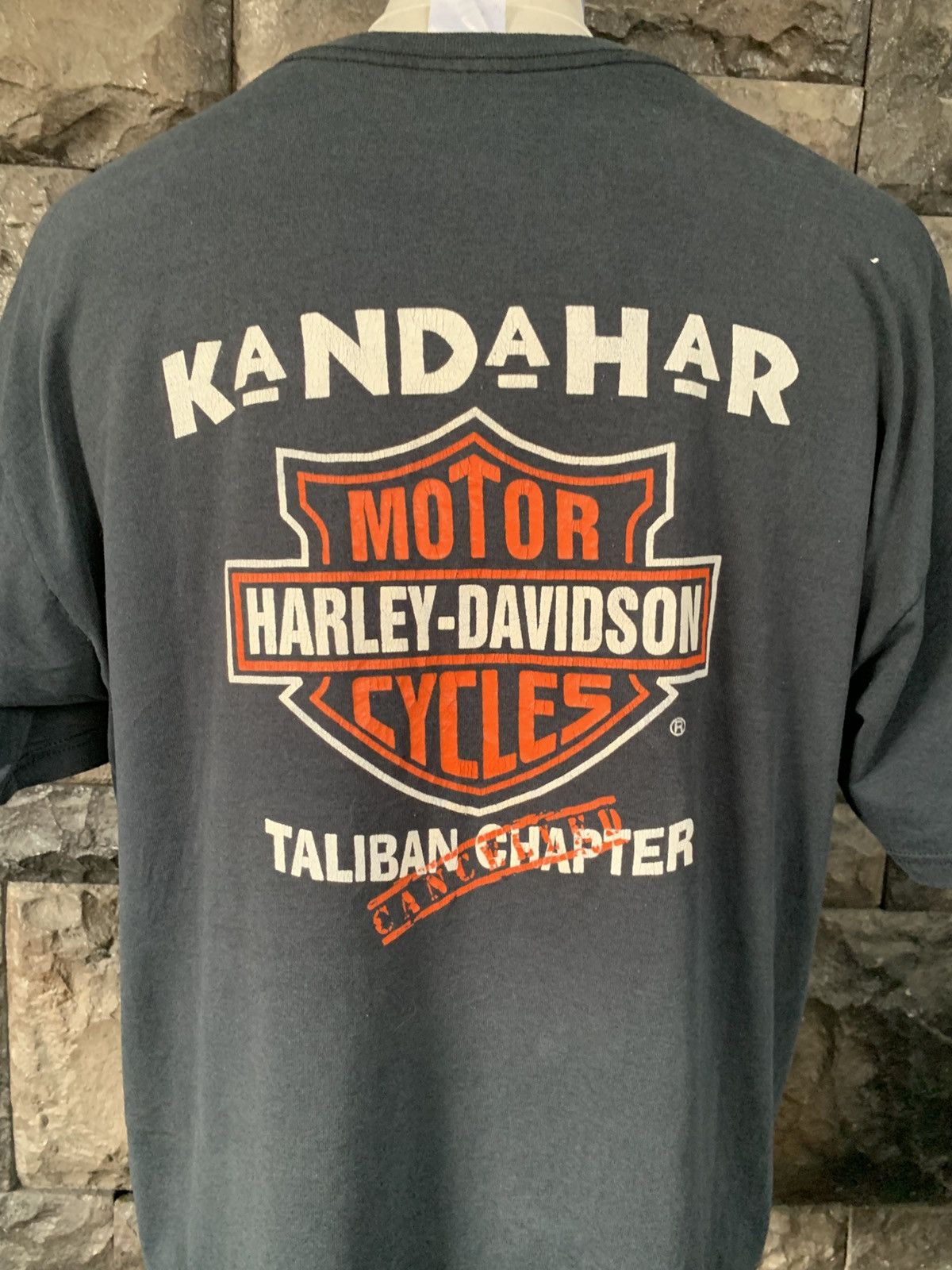 Harley Davidson × Vintage Vintage Harley Davidson Bad Boys Kandahar T shirt Size US L / EU 52-54 / 3 - 2 Thumbnail