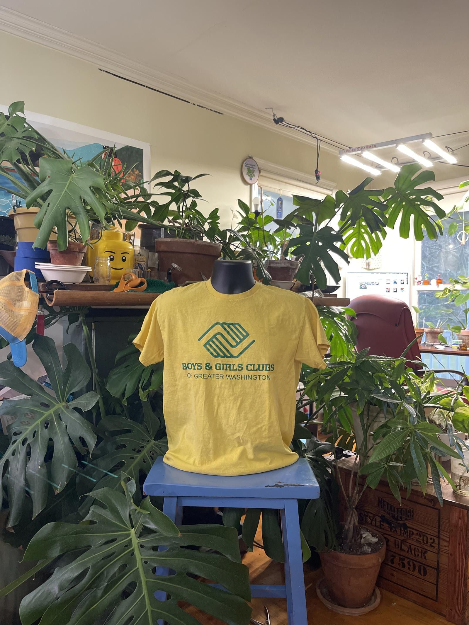 Gildan Gildan Boys & Girls Clubs T-Shirt - Yellow Heavy Cotton Size US M / EU 48-50 / 2 - 1 Thumbnail