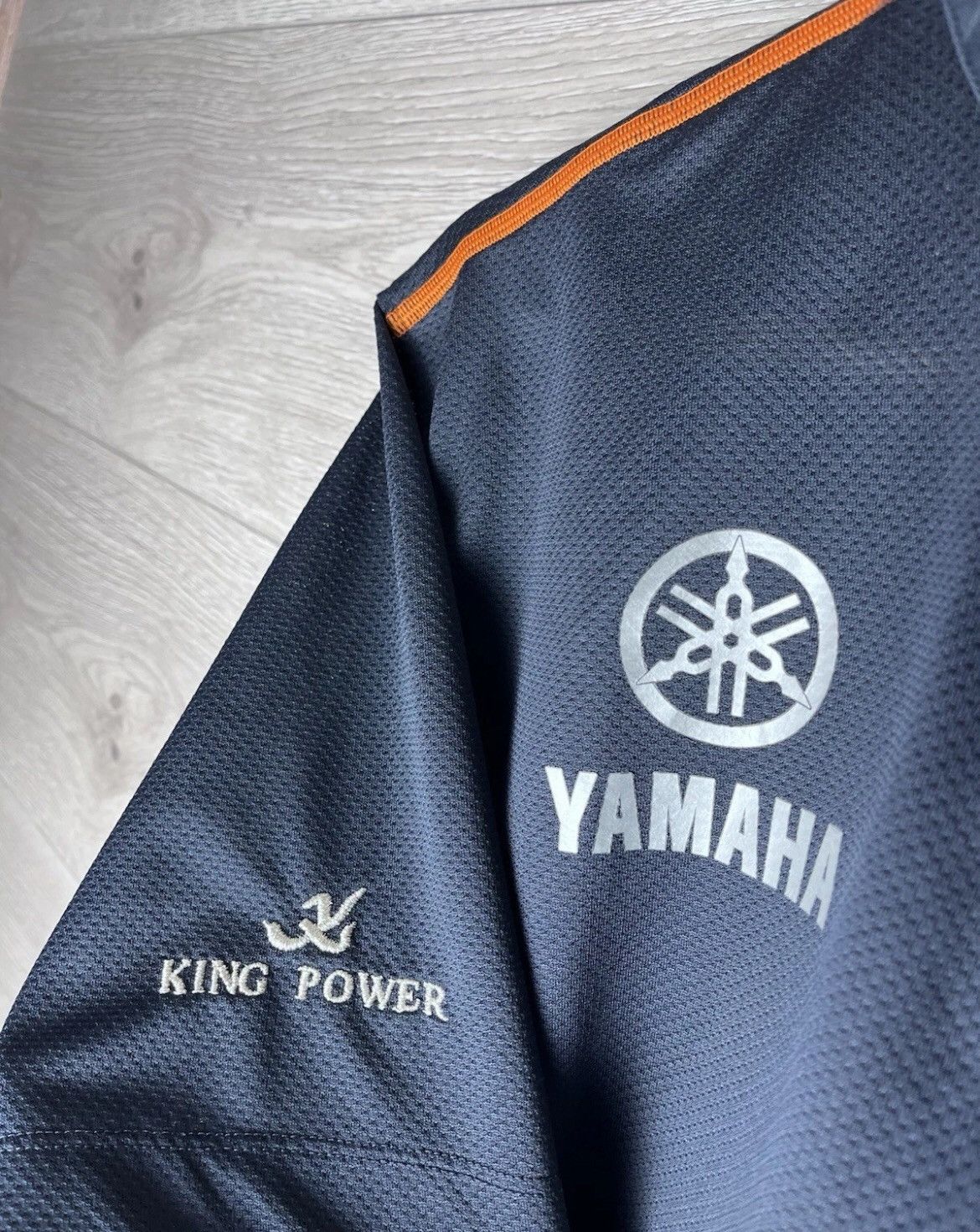 Other MENS SOCCER JERSEY F.C BURIRAM UNITED JAKKAPHAN #10 YAMAHA Size US M / EU 48-50 / 2 - 6 Thumbnail