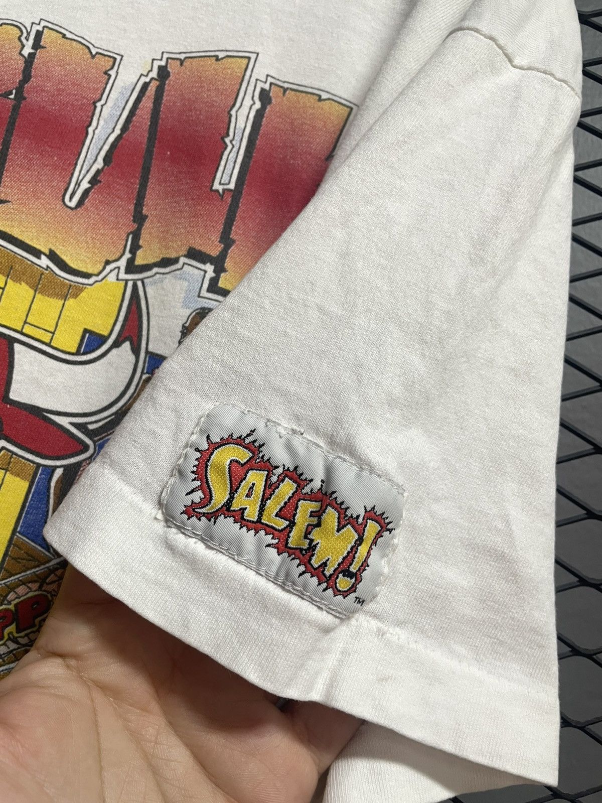 NBA Vintage 90s NBA Salem Chicago Bull Comic T-Shirt. Size US XL / EU 56 / 4 - 6 Thumbnail
