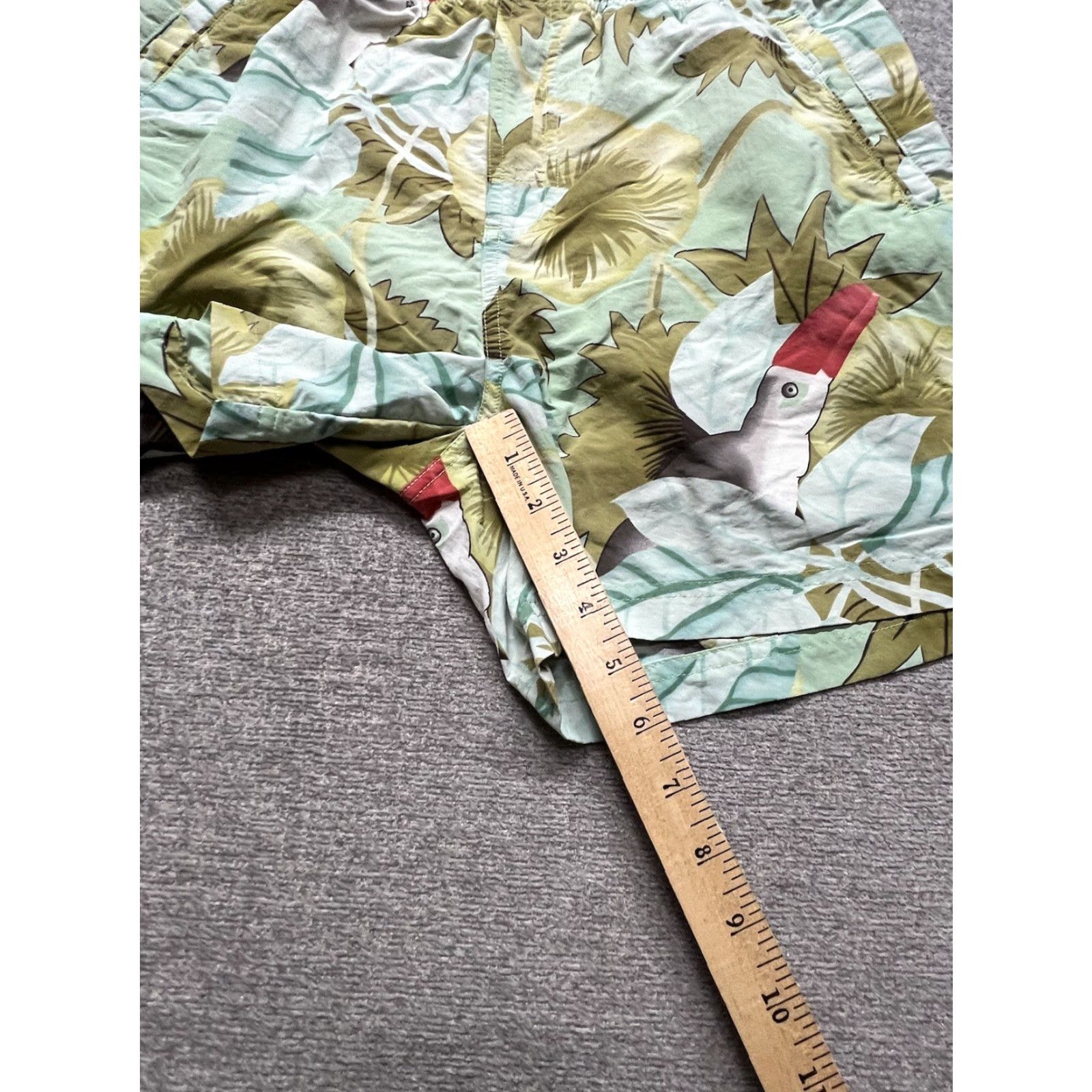Tommy Bahama Tommy Bahama Swim Trunks Men’s Floral Hawaiian Multicolor S Small Trunks Mens Size US 29 - 7 Thumbnail