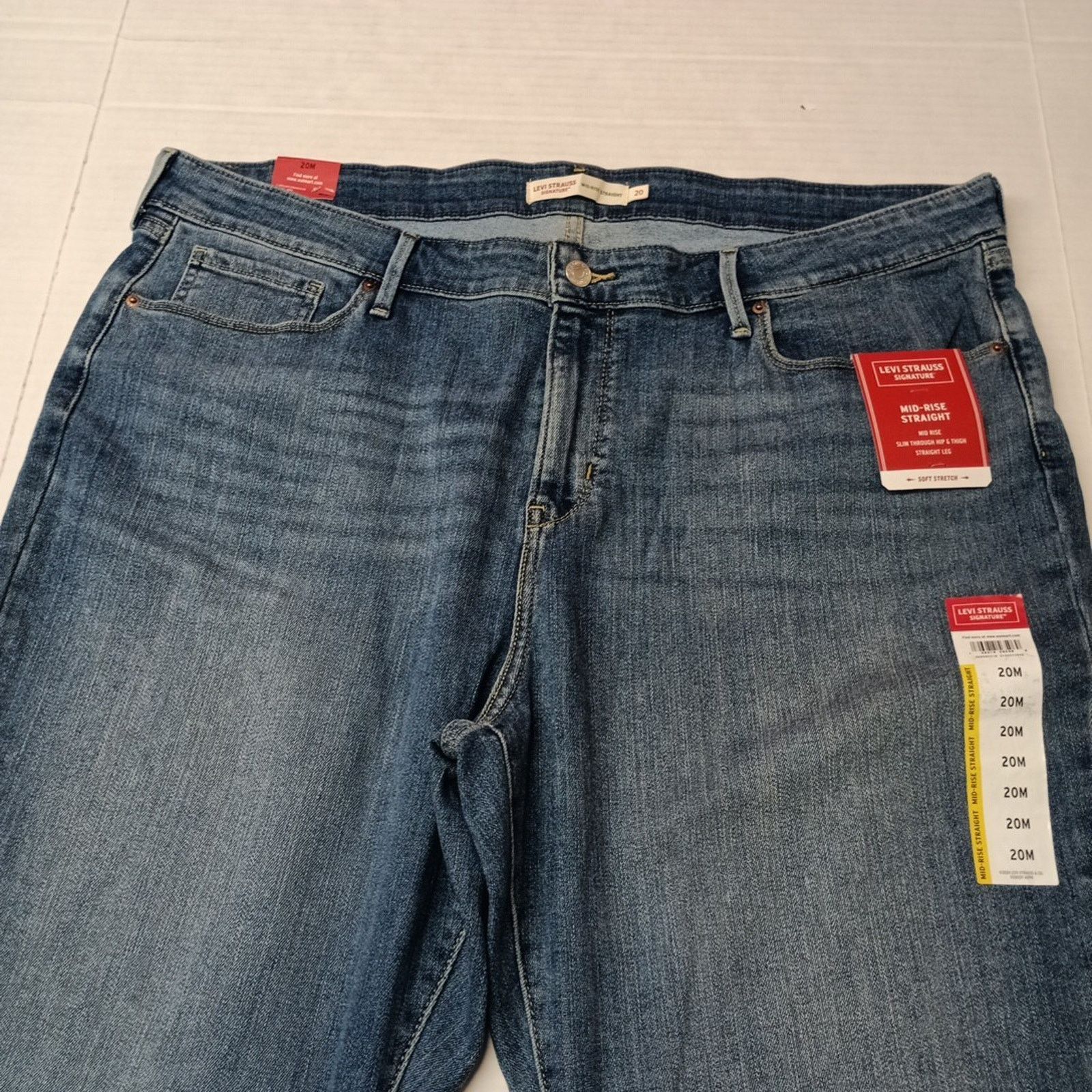 Levi's Levi Mid Rise Straight Jeans Women's Size 20M 35x30 Blue Size 42" / US 20 - 4 Thumbnail
