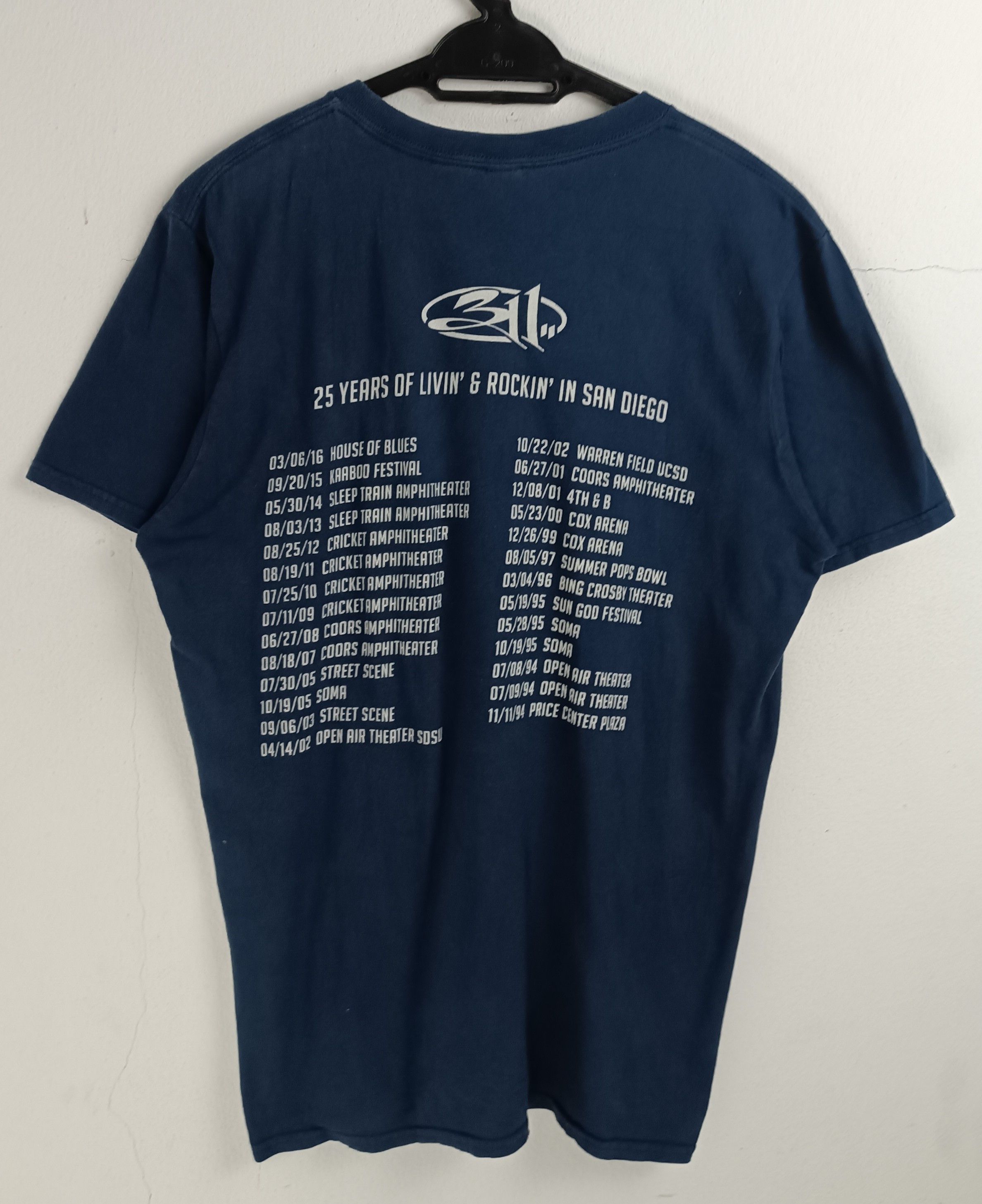 Band Tees VINTAGE 311 SAN DIEGO TOUR LIST punk sublime nofx greenday Size US M / EU 48-50 / 2 - 4 Thumbnail