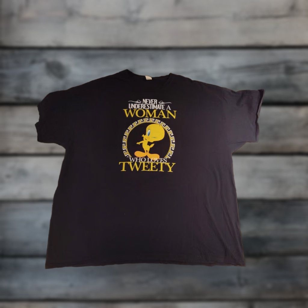 Fruit Of The Loom Fruit of the Loom Women’s T-Shirt 4XL Black Round Neck Short Sleeve Love Tweety Classic Relaxed Fit Size XXL / US 16-18 / IT 52-54 - 1 Thumbnail
