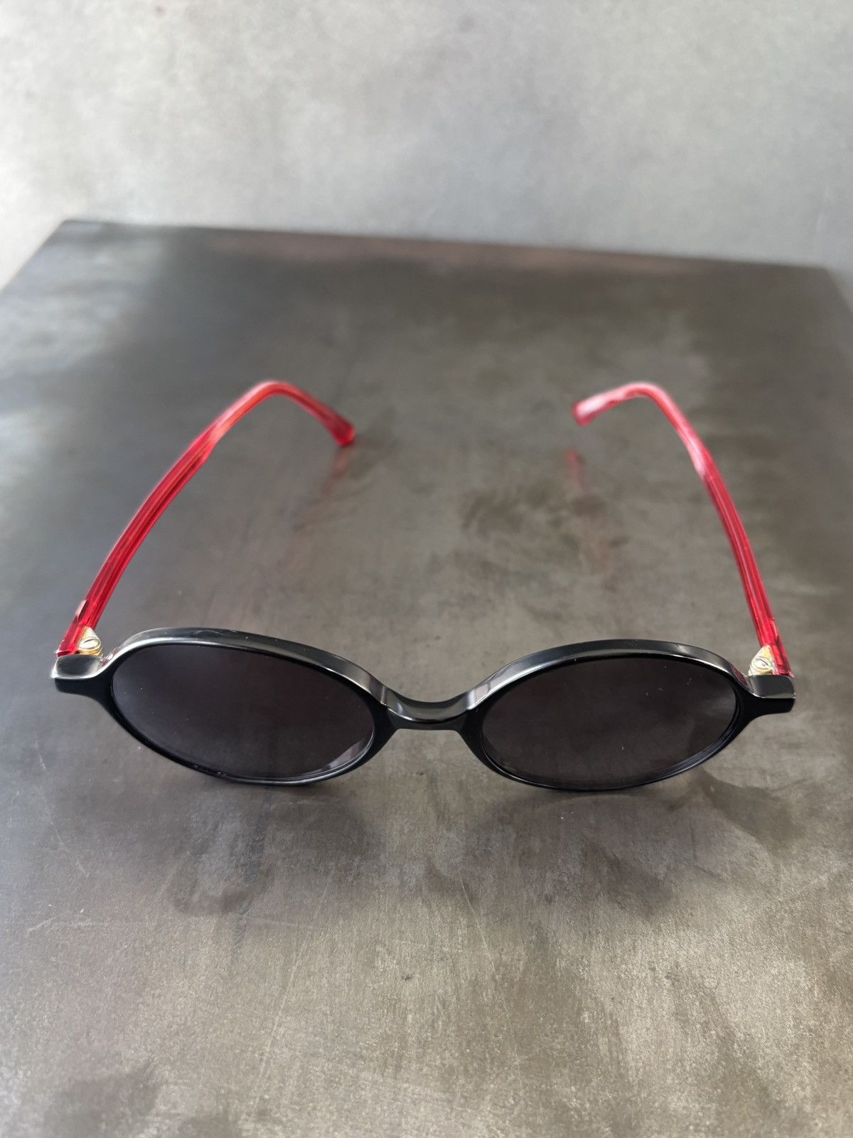 Designer Vintage Nouvelle Vague Sunglasses Made in Italy 1990s Circle Size ONE SIZE - 8 Thumbnail