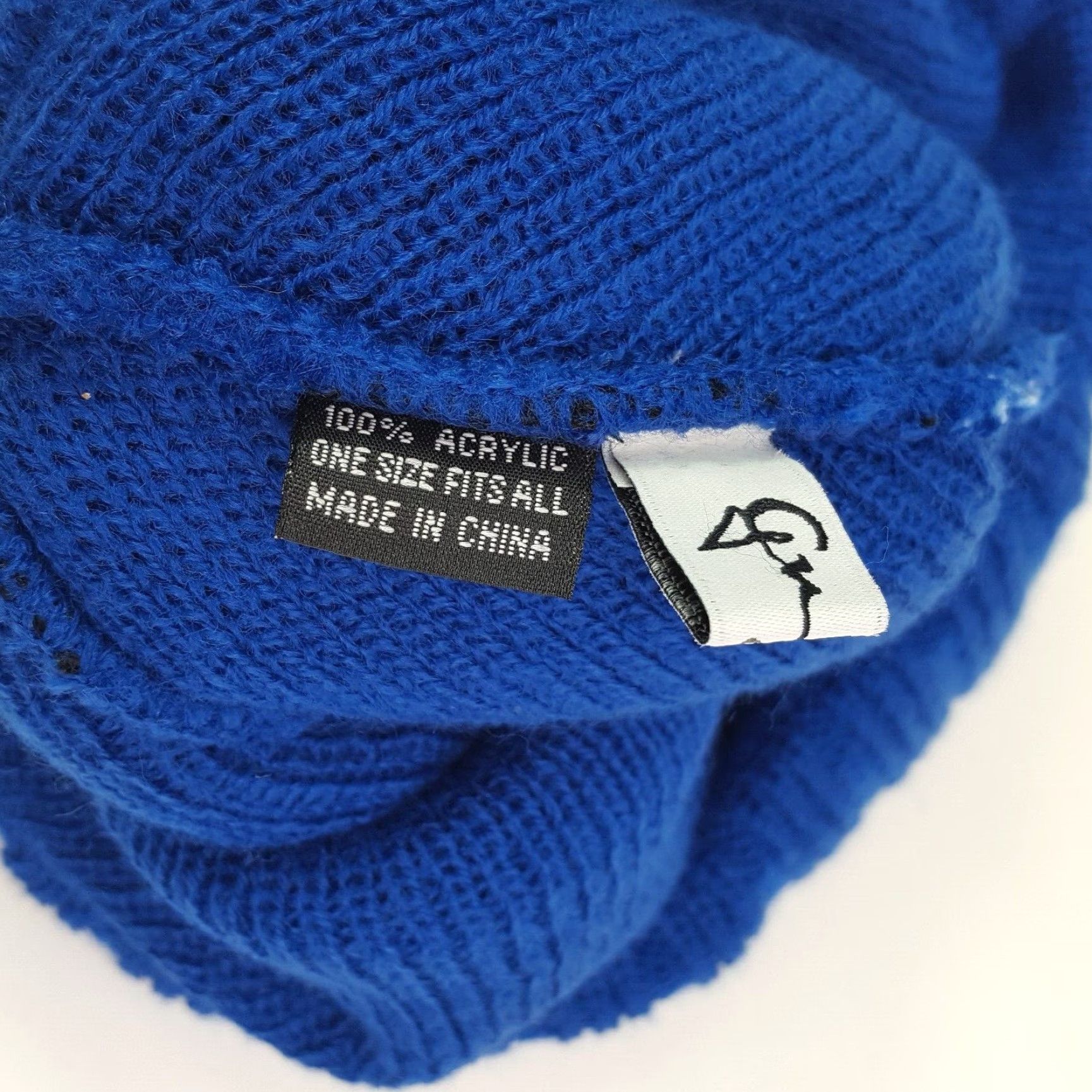 Logo 7 VINTAGE Greg Norman Golf Shark Logo Knit Beanie Adult One Size Striped Toboggan Hat Cap Size ONE SIZE - 7 Thumbnail