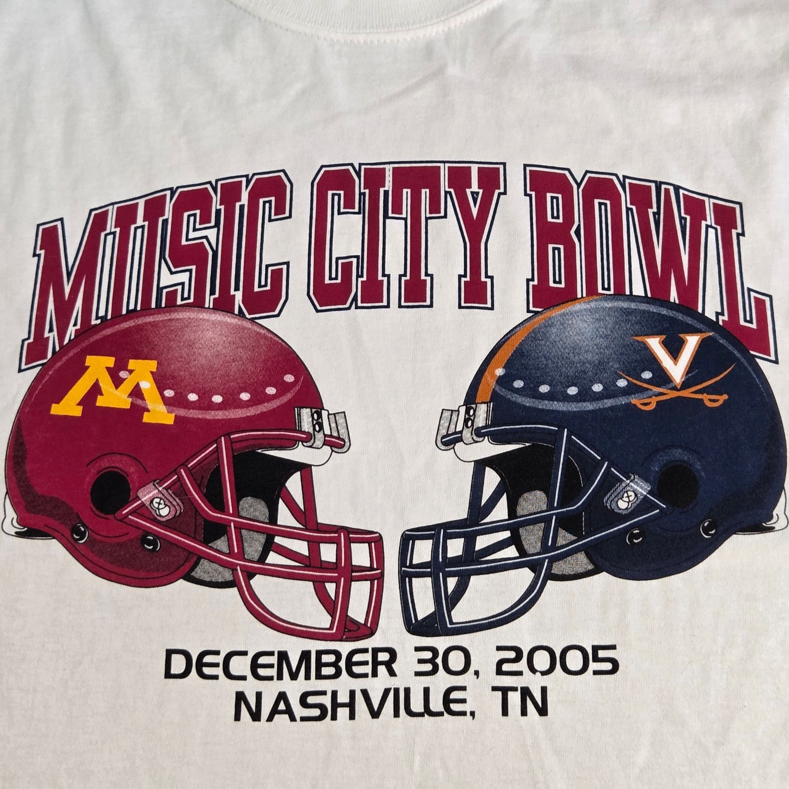 Gildan 2005 Music City Bowl T-Shirt XXL Gildan Minnesota vs VA Size US XXL / EU 58 / 5 - 2 Thumbnail