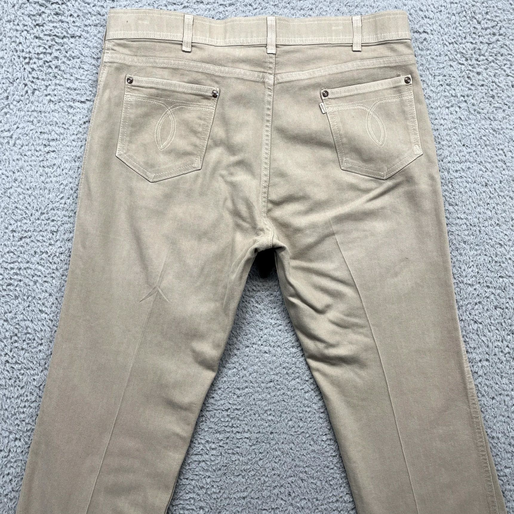Levi's VINTAGE Levi's Pants Mens 38x32 Khaki 5-Pocket Relaxed Straight Leg USA 90s 80s Chino Stretch Casual Size US 38 / EU 54 - 7 Thumbnail