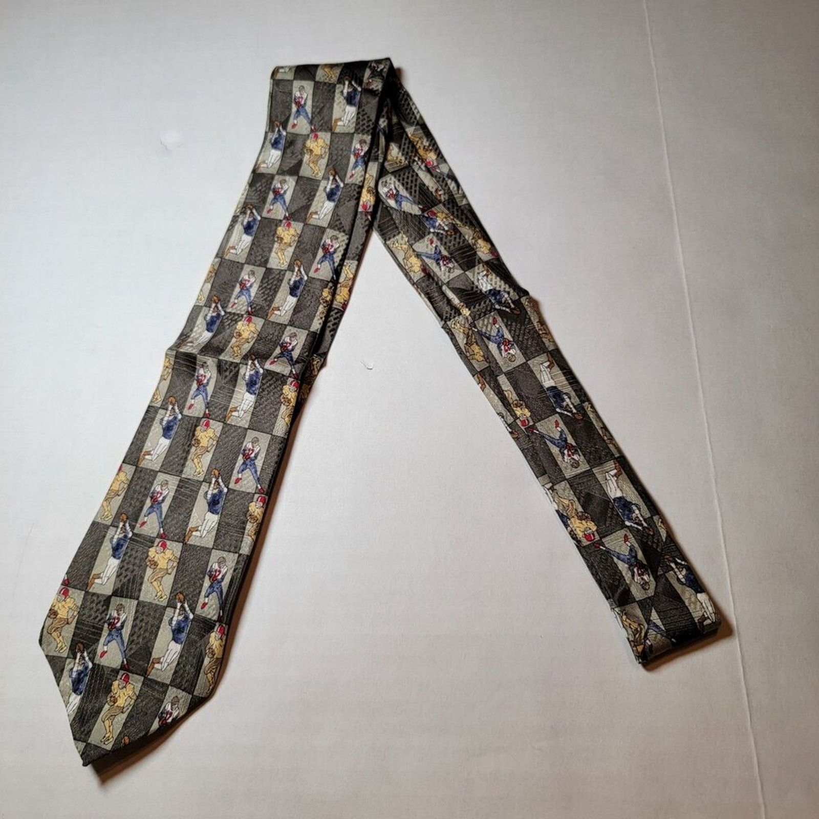 Class Club Class Club Tie Green Squares Football Players - 100% Silk Size ONE SIZE - 3 Thumbnail