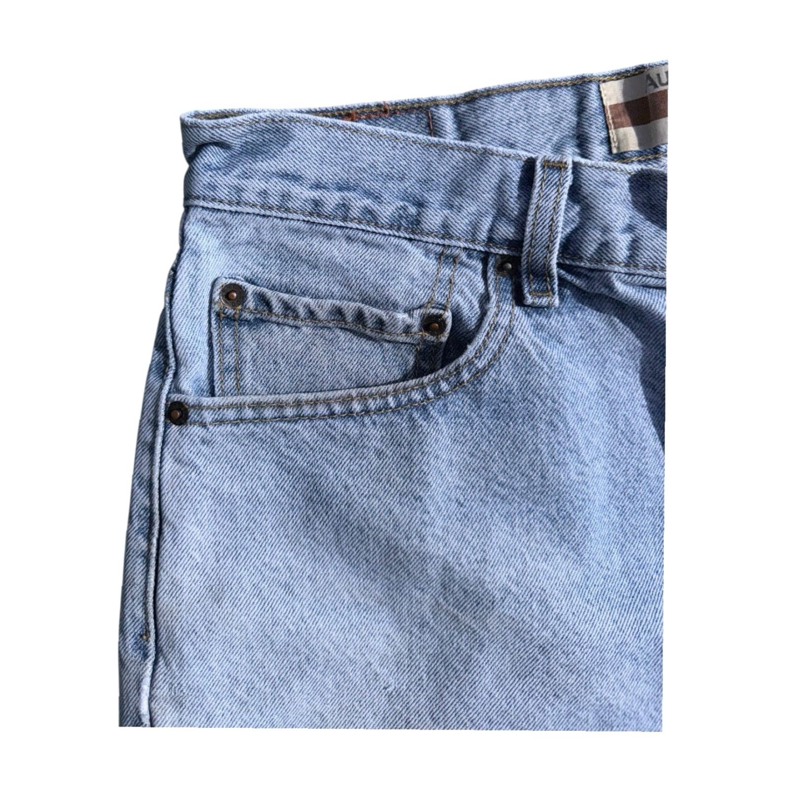 Levi's VINTAGE Levi's Jeans Light Wash Denim 34x30 Men Regular Size 34 Inseam 30 Straight Blue Size US 34 / EU 50 - 5 Thumbnail