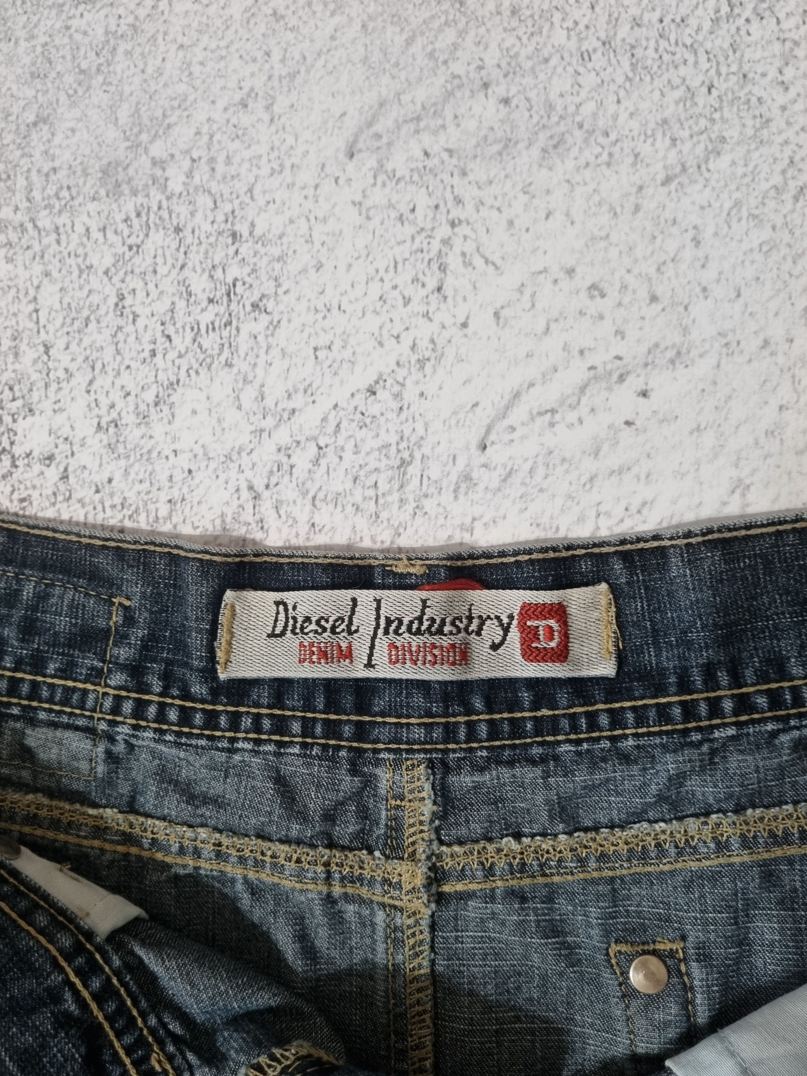 Diesel Vintage Diesel Avant Garde Jeans Mini Skirt Y2K Size 30" / US 8 / IT 44 - 10 Thumbnail