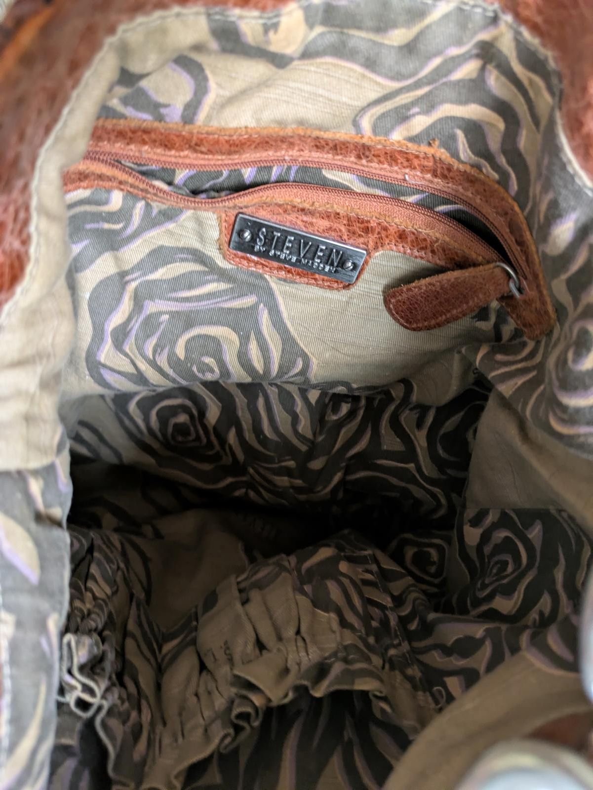 Other 2000's / Y2K brown distressed studded hobo bag Size ONE SIZE - 5 Thumbnail