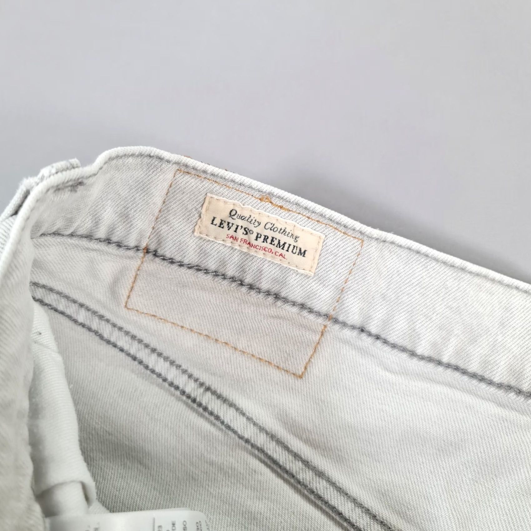 Levi's Levis 541 Jeans Athletic Fit W35 L32 Grey Denim 5-Pocket Stretch Zip Fly Mens Regular Modern Straight Vintage: No Size US 35 - 6 Thumbnail