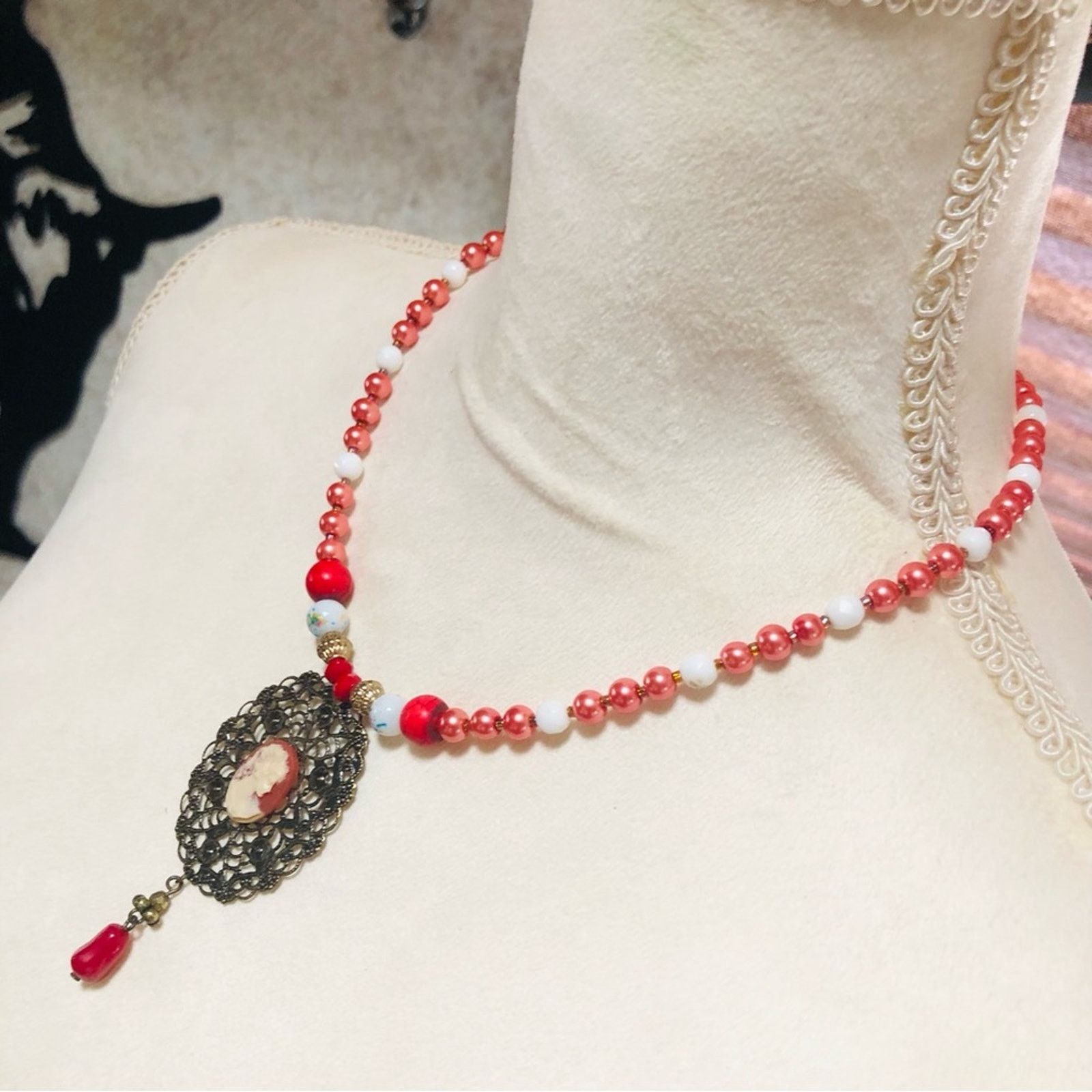 Handmade Handcrafted repurpose lady cameo Czech glass Pearl necklace Size ONE SIZE - 3 Thumbnail
