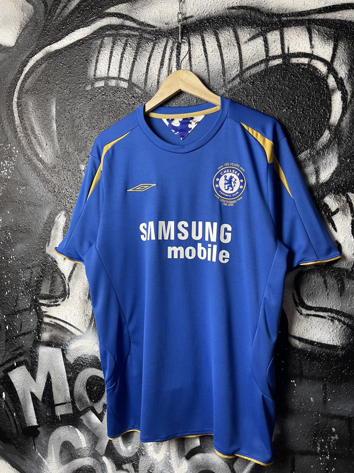 Umbro Umbro Chelsea FC 2005-2006 Home 125 Years Soccer Jersey T-Shirt #9 Essien Size US XL / EU 56 / 4 - 1 Thumbnail
