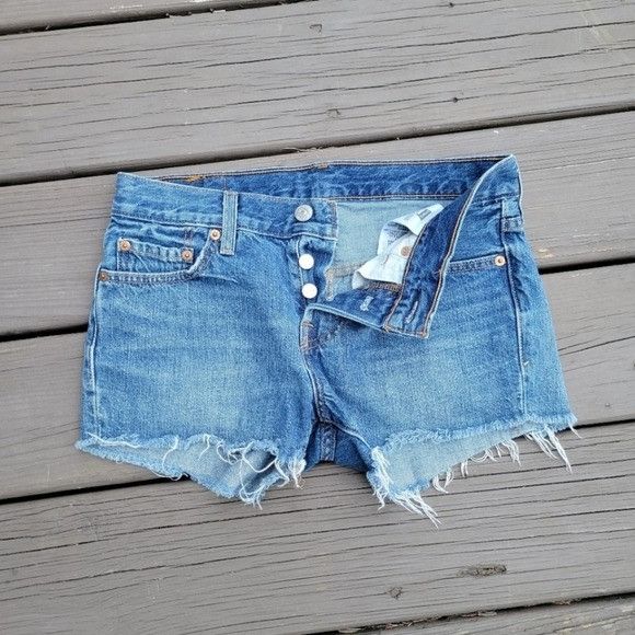 Levi's Levi's 501 Original Cutoff Superlow Low Rise Booty Shorts Size 24" / US 00 / IT 34 - 9 Thumbnail