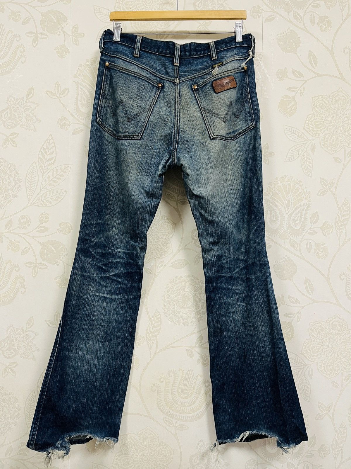 Japanese Brand Vintage Flared Wrangler Hidden Rivet Distressed Denim Jeans Size US 32 / EU 48 - 5 Thumbnail
