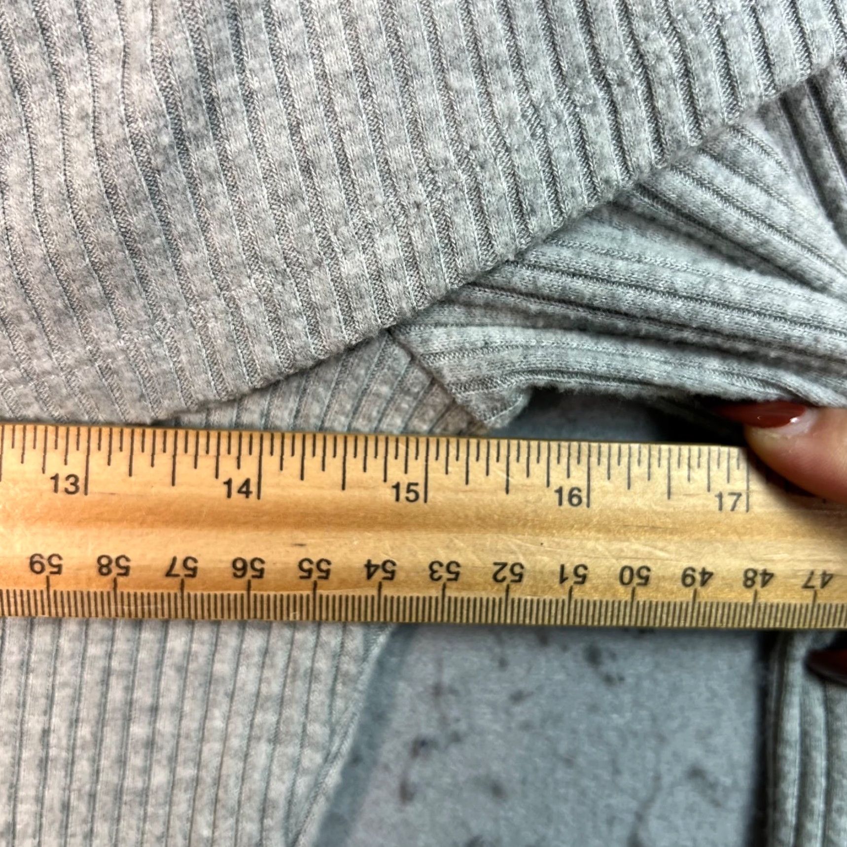 Vintage Silence + Noise Top Womens Medium Off-Shoulder Knit Gray Ribbed Rayon Blend Shirt Size M / US 6-8 / IT 42-44 - 5 Thumbnail