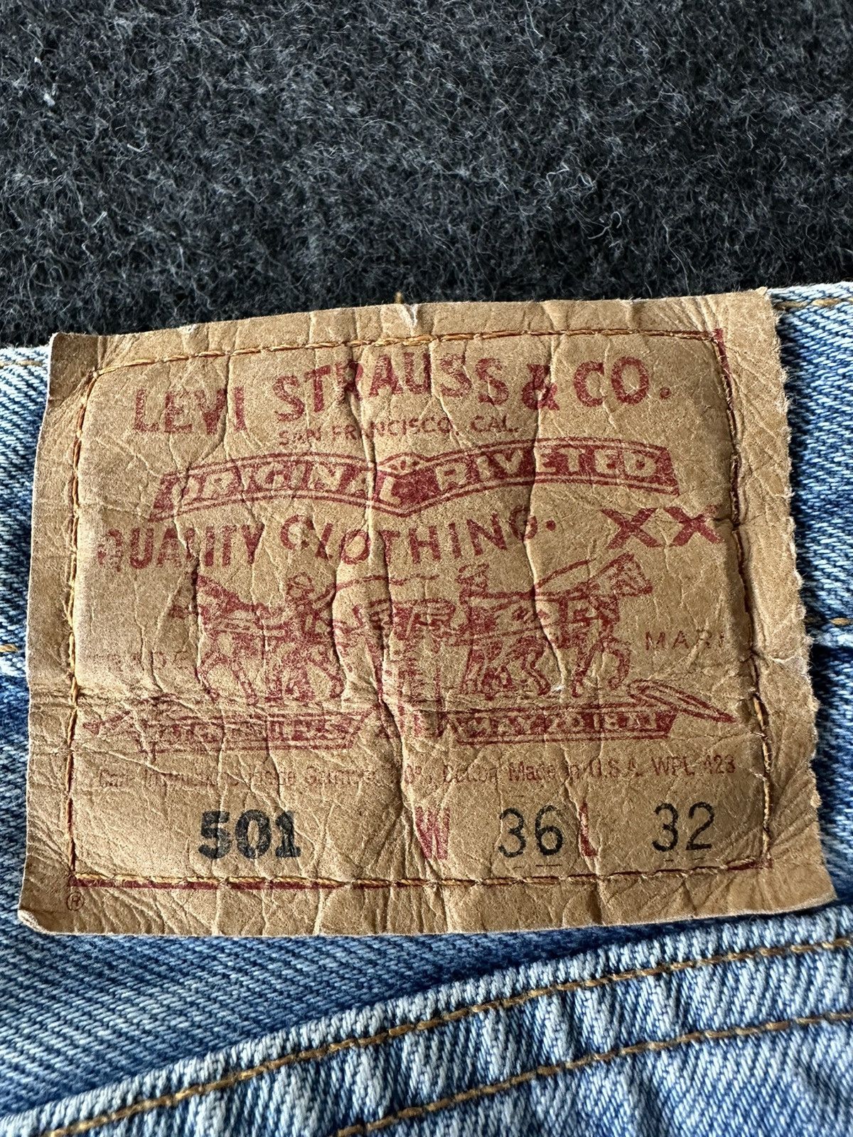 Levi's Levis 501 Made in Usa Vintage Denim 36x28.5 D538 Size US 35 - 9 Thumbnail