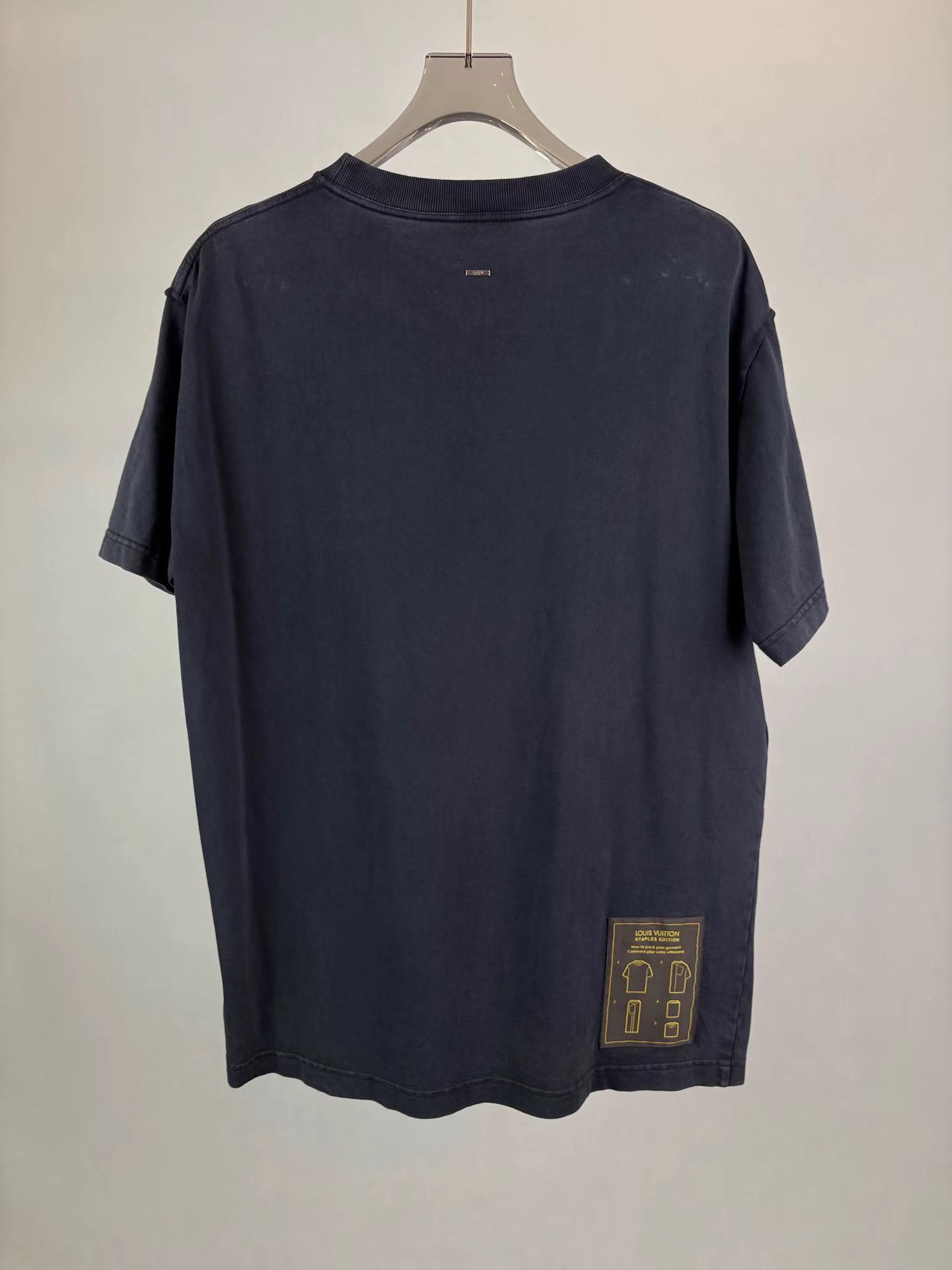 Louis Vuitton LOUIS VUITTON Back Printed Instruction Short Sleeve K1 Size US XL / EU 56 / 4 - 2 Thumbnail