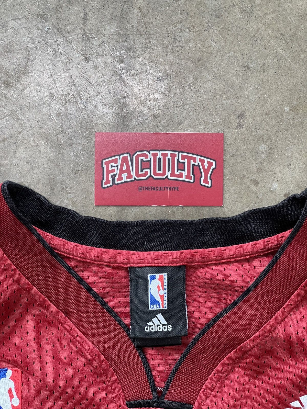 NBA Vintage Adidas Y2K NBA Miami Heat Michael Beasley Jersey XXL Size US XXL / EU 58 / 5 - 4 Thumbnail