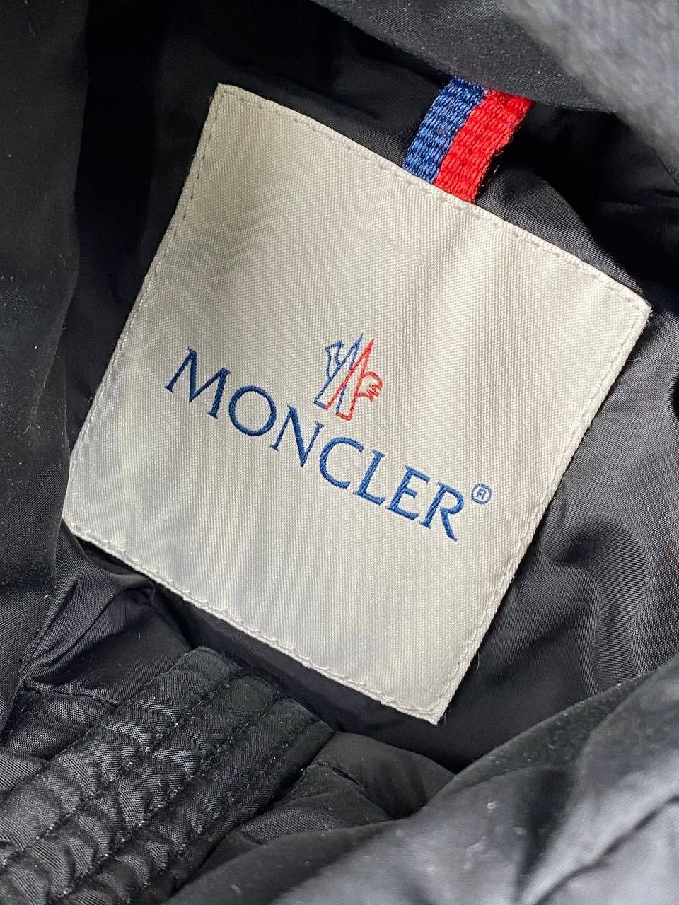 Moncler Moncler Bea Giubbottom Down Puffer Jacket Size L / US 10 / IT 46 - 12 Thumbnail