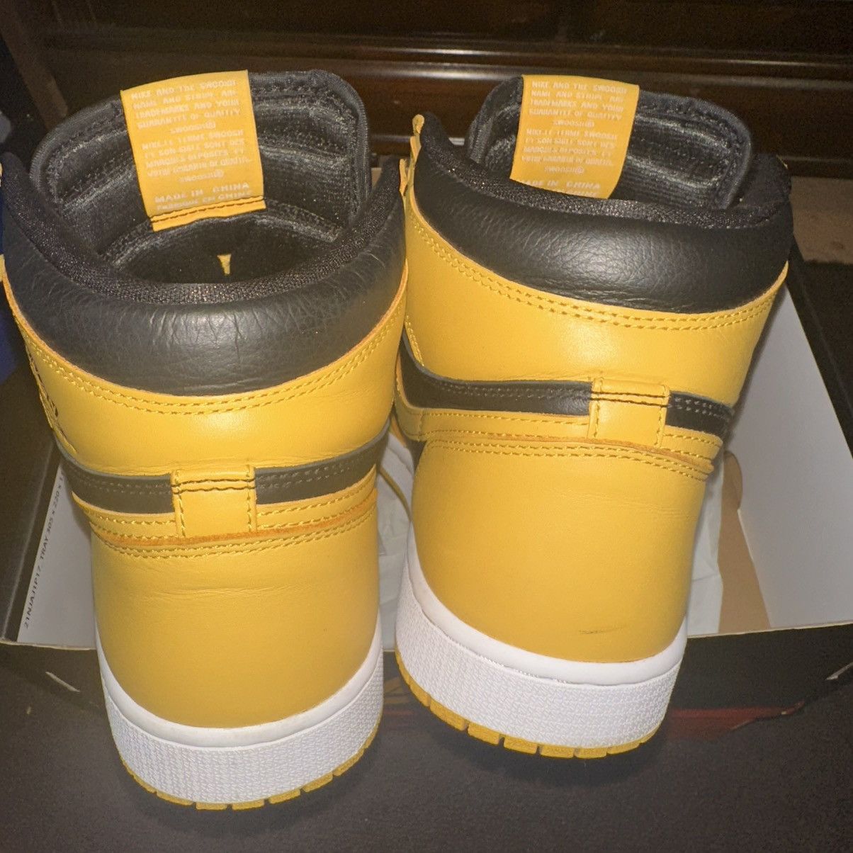 Jordan Brand × Nike Jordan 1 pollen Size US 9 / EU 42 - 7 Thumbnail