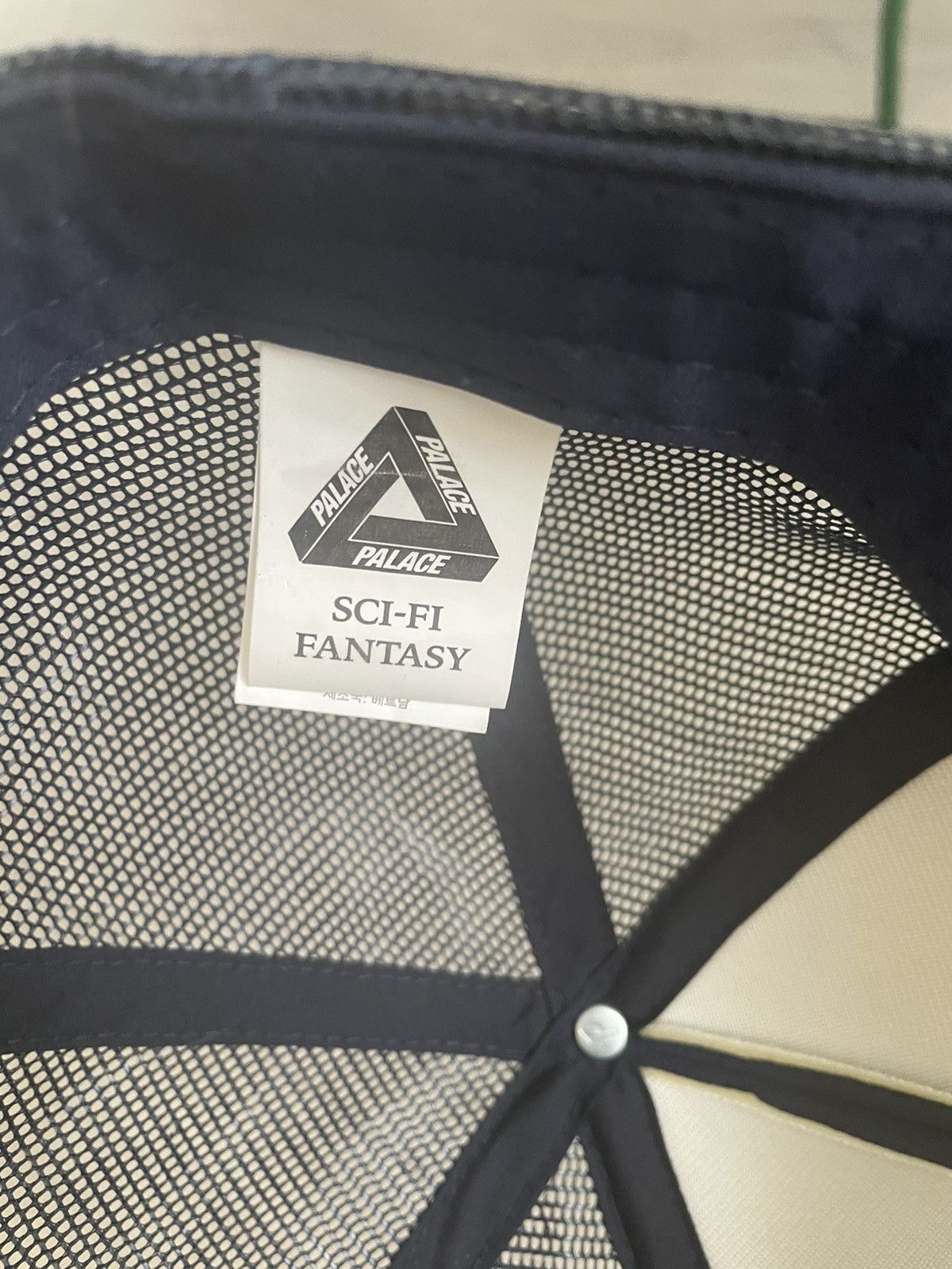Palace Palace x sci-fi fantasy trucker hat Size ONE SIZE - 3 Thumbnail