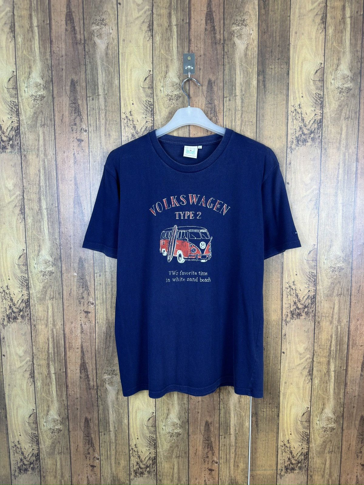 Vintage Volkswagon Type 2 Surfing Style Tshirt A287