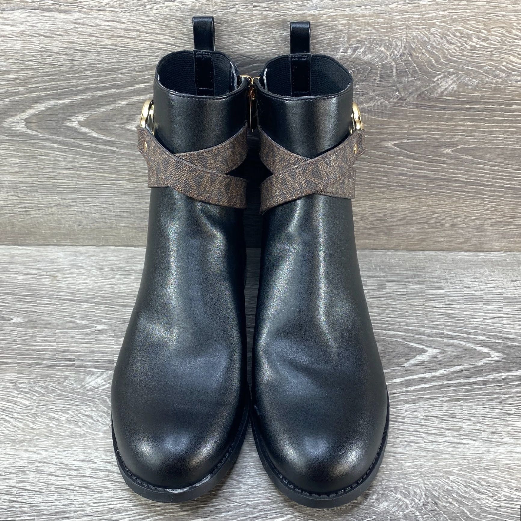 Michael Kors Michael Kors MK Logo Rory Flat Booties Ankle Boots 7 Womens Black MK Logo Rory Flat Booties Size 7 Women Shoes Size US 7 / IT 37 - 3 Thumbnail