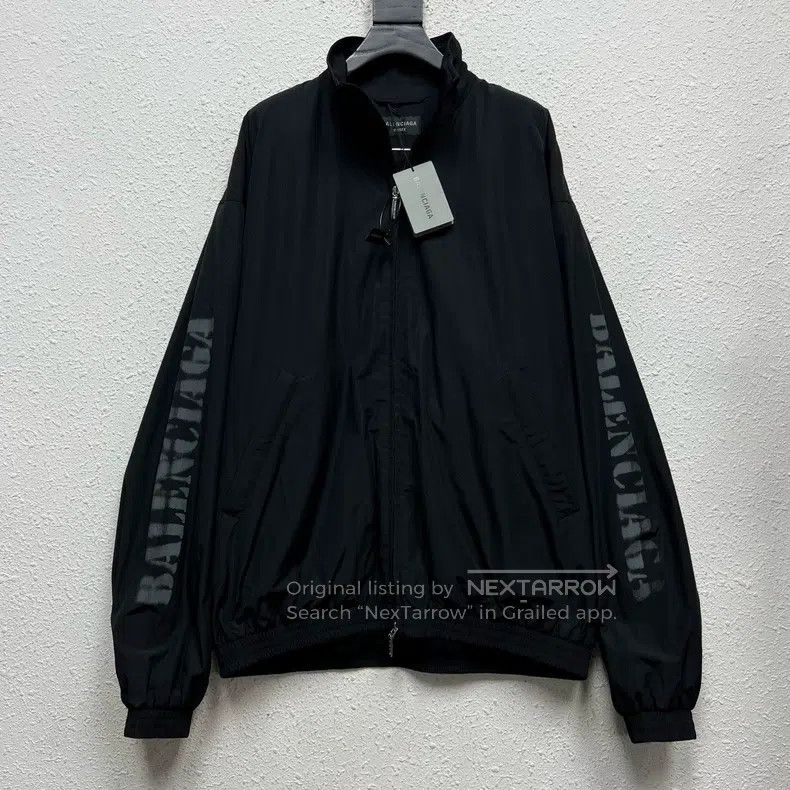 Balenciaga Balenciaga Logo Printed High-Neck Zipper Long Sleeve Jacke Size US S / EU 44-46 / 1 - 1 Thumbnail