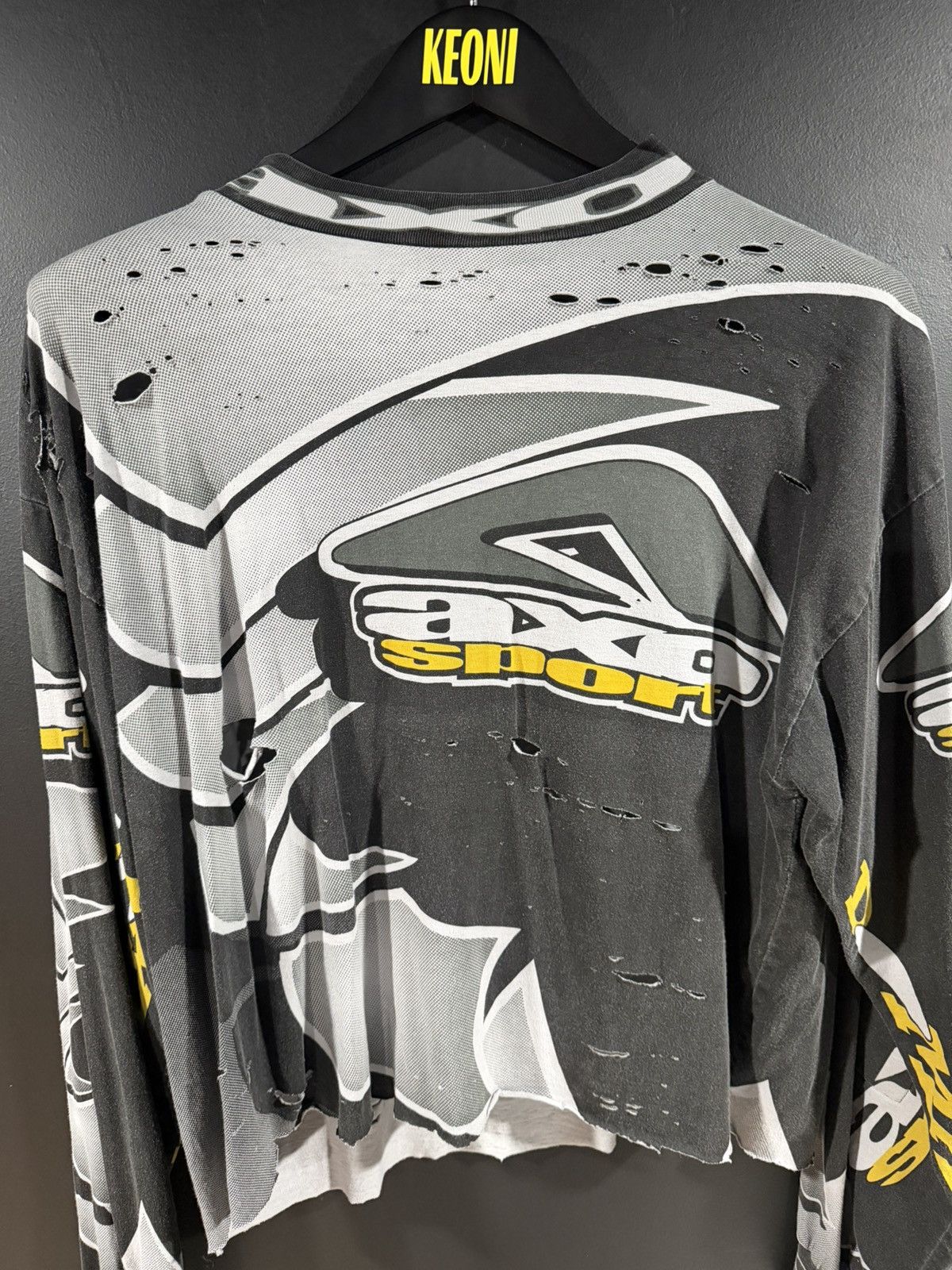 Vintage 2000s Y2K Vintage Axo Sport Grunge Distressed Cropped LS L Size US L / EU 52-54 / 3 - 2 Thumbnail