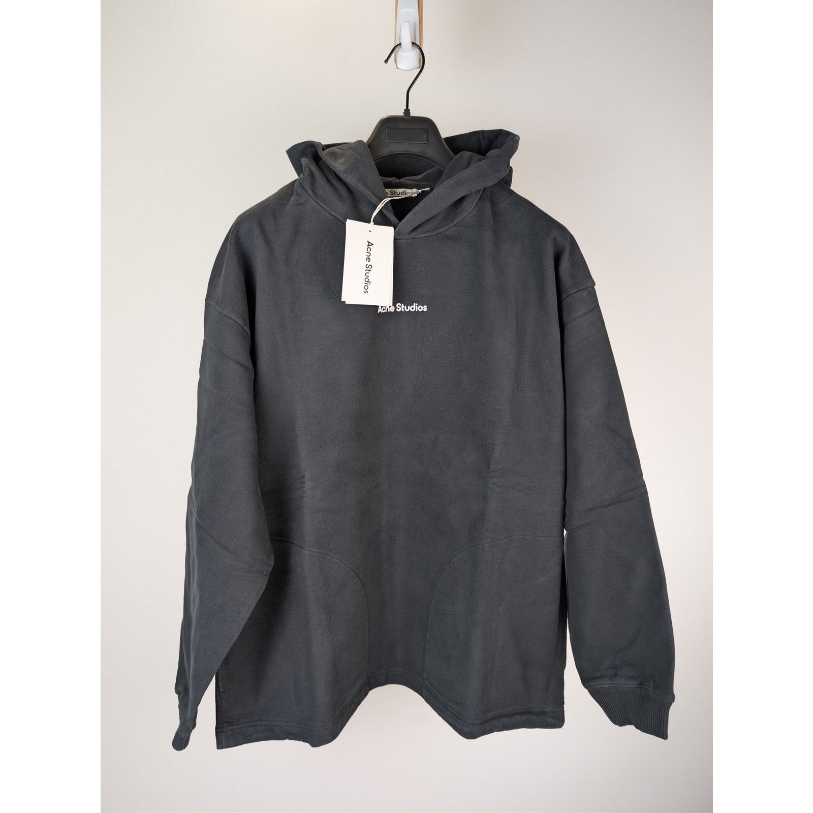 Acne Studios o1rshd1 Logo-Print Cotton Hoodie in Black Size US M / EU 48-50 / 2 - 2 Thumbnail