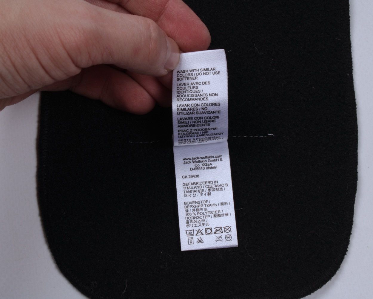 Jack Wolfskin JACK WOLFSKIN kids Paw Black Fleece Scarf Size ONE SIZE - 9 Thumbnail