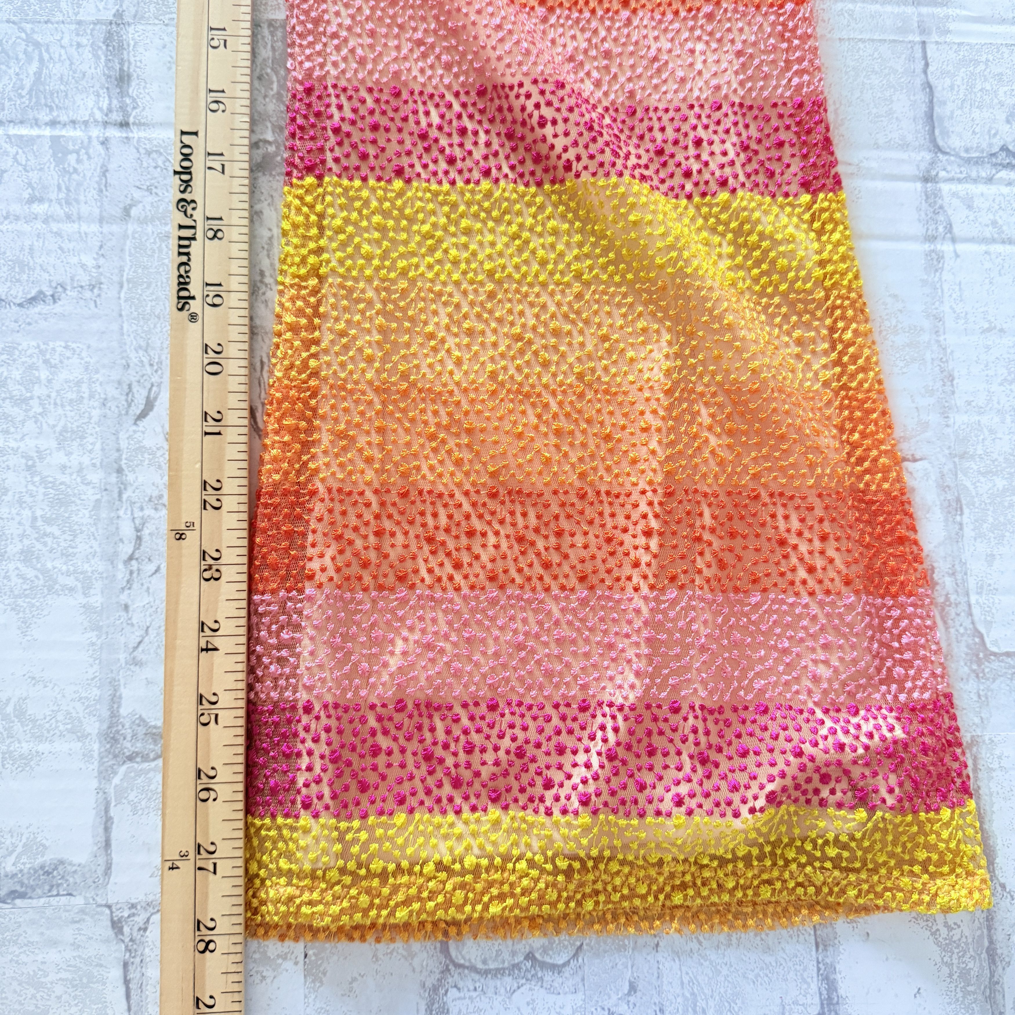 Show Me Your MuMu Show Me Your Mumu Striped Flare Leg Pants Fiesta Sunset Zip Size 26" / US 2 / IT 38 - 7 Thumbnail