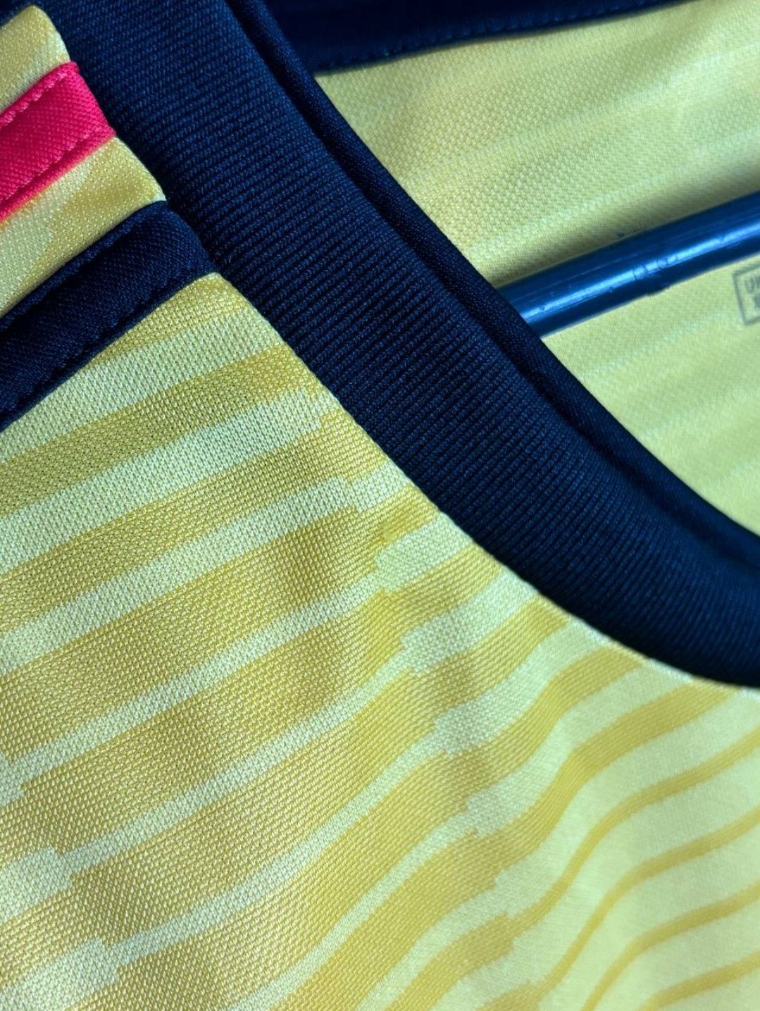 Adidas Belgium National Football Team 2018 Away Jersey T-Shirt Size US XL / EU 56 / 4 - 11 Thumbnail
