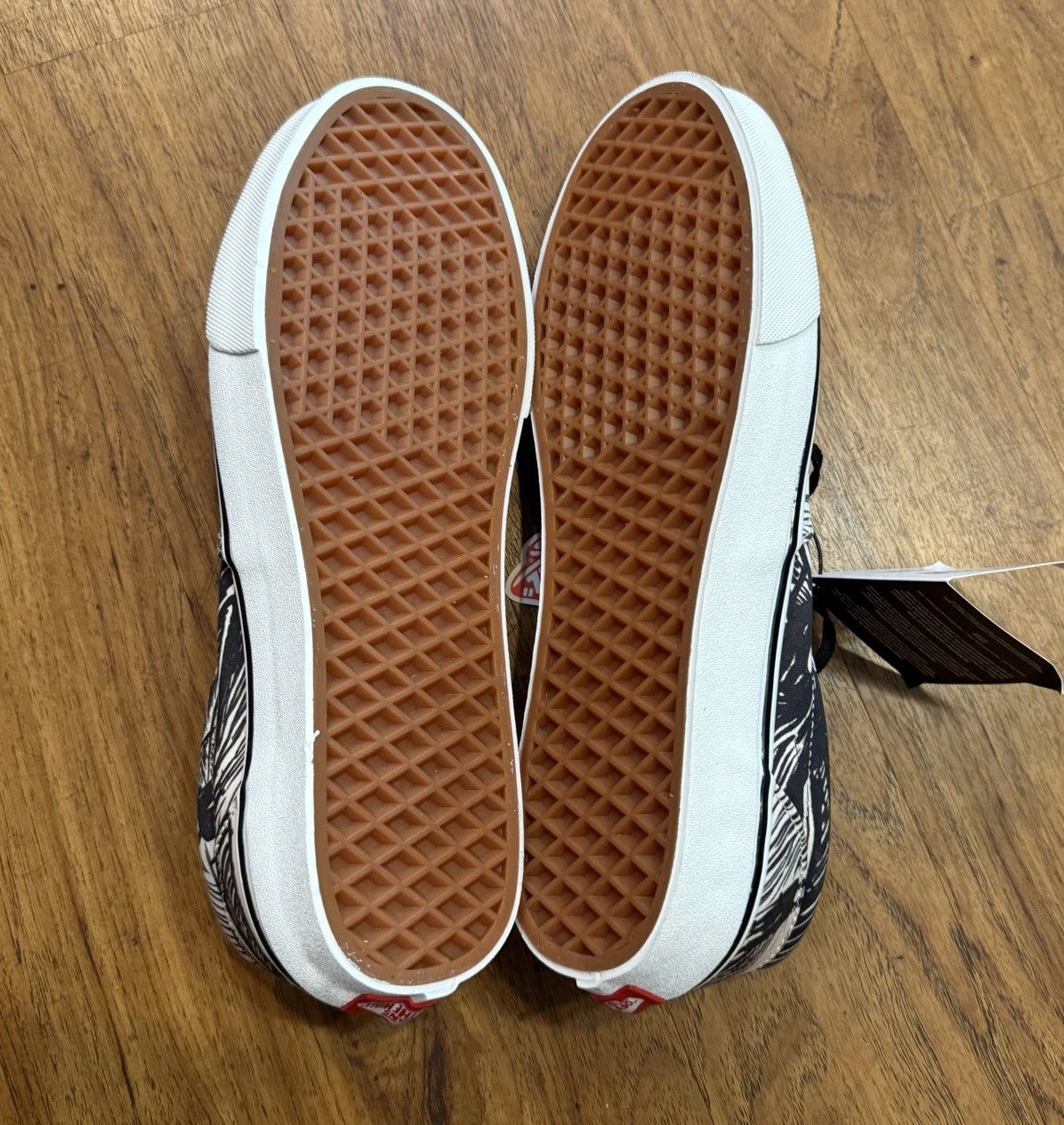 Vans Vans x MOMA Art Scream Edvard Munch Era Men's 10 Skate Size US 10 / EU 43 - 9 Thumbnail