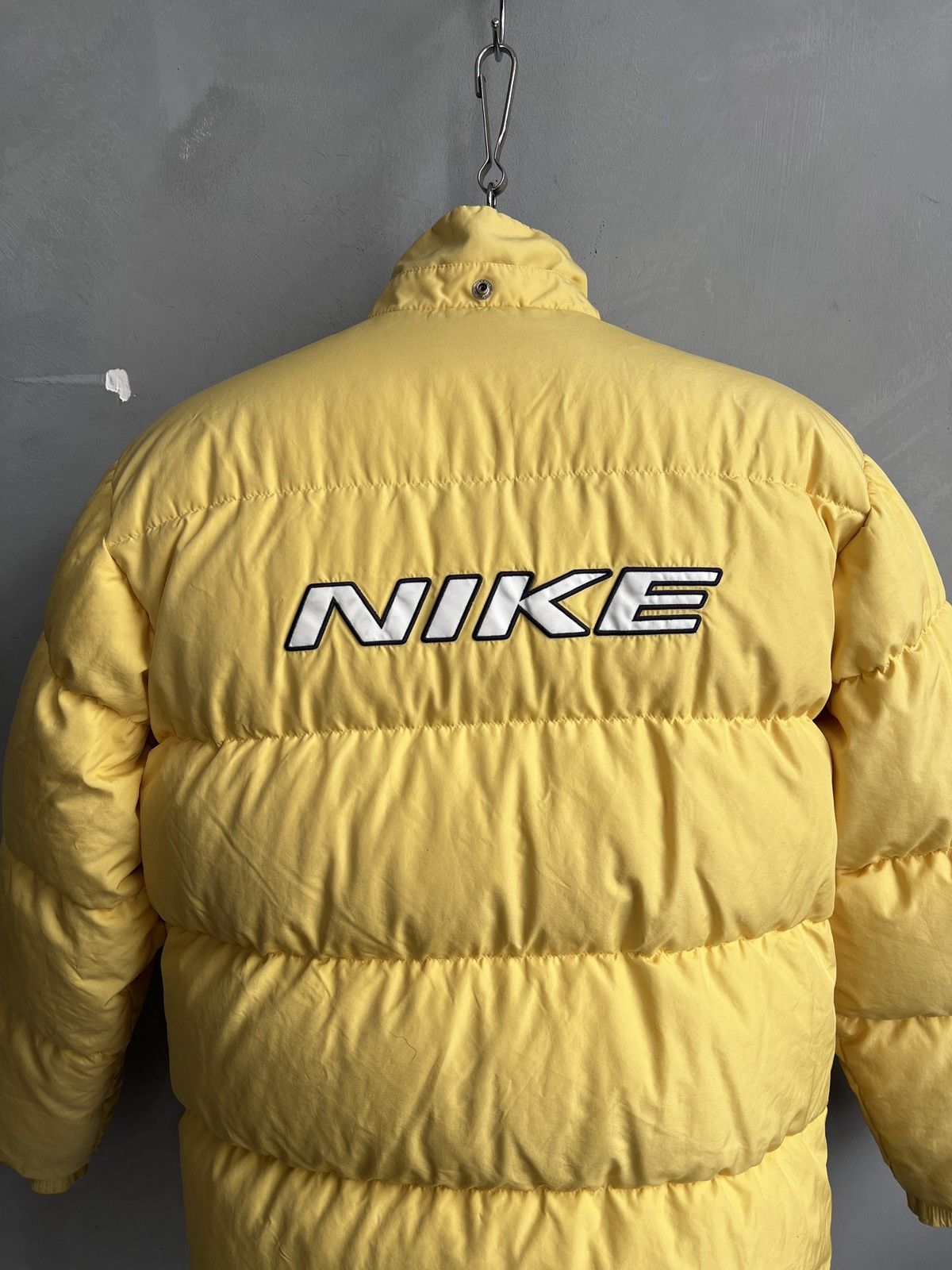 Nike Nike retro big logo swoosh hype puffer jacket y2k Size US S / EU 44-46 / 1 - 9 Thumbnail