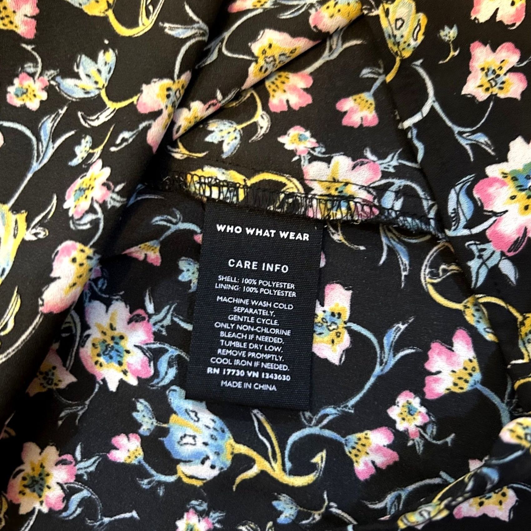 Vintage Who What Wear Floral Maxi Dress Sleeveless Black Women Medium Ruffle Trim Button Down Casual Summer Boho Dress Size M / US 6-8 / IT 42-44 - 3 Thumbnail