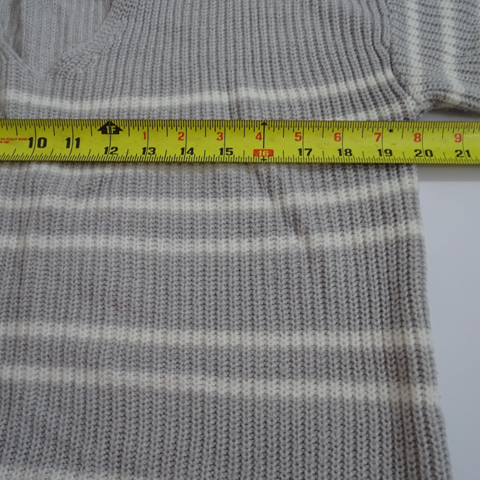 Other Moral Fiber Gray Stripe Acrylic Knit V-Neck Sweater Size XL Size XL / US 12-14 / IT 48-50 - 8 Thumbnail