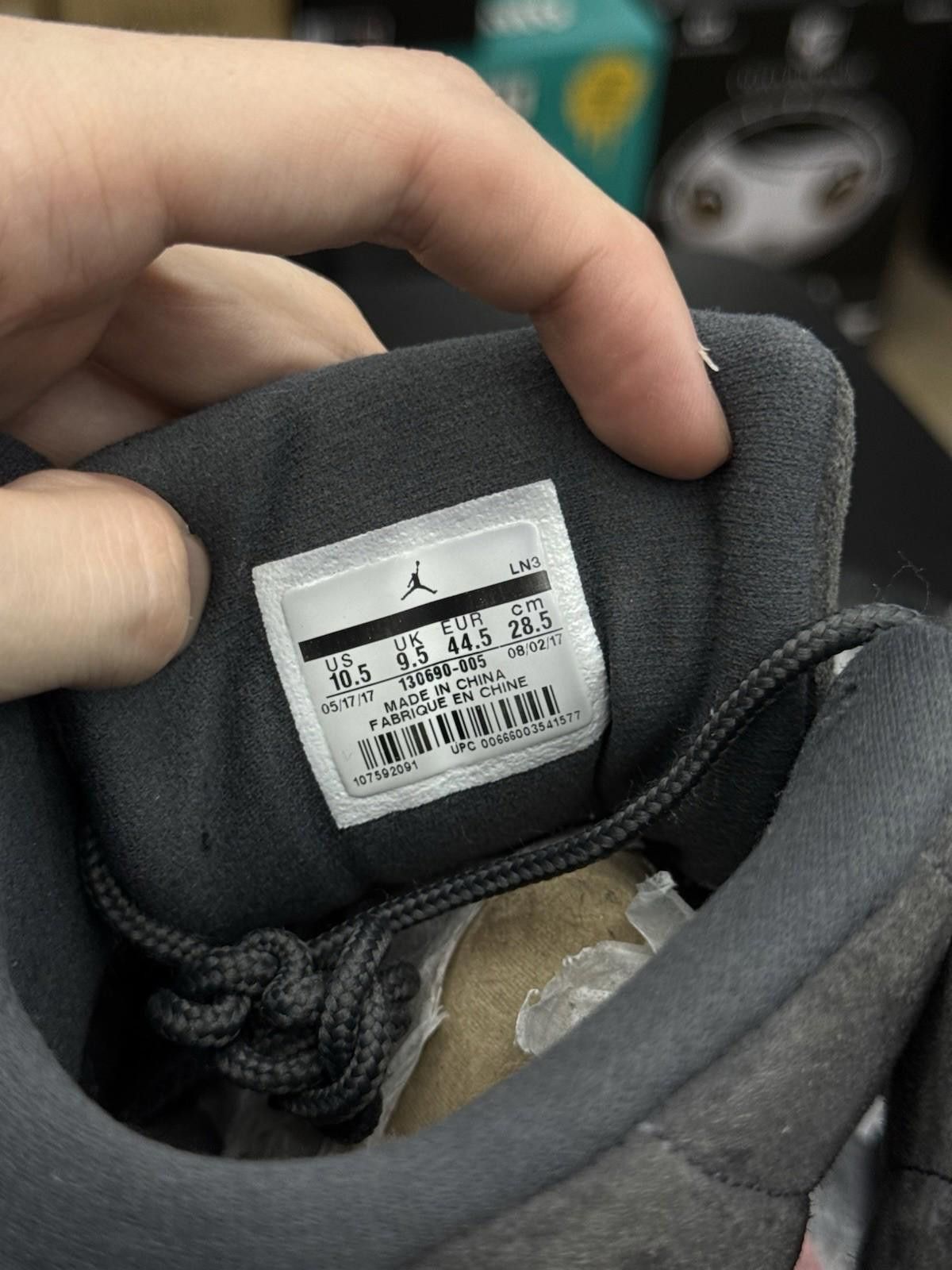 Jordan Brand Size 10.5 - Jordan 12 Retro Dark Grey 2017 (130690-005) Size US 10.5 / EU 43-44 - 8 Thumbnail