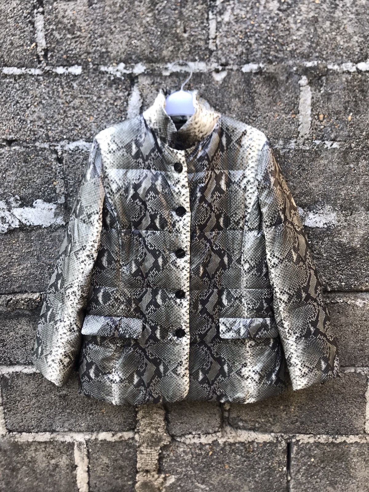 Designer × Japanese Brand × yoshie inaba ⚡️Vintage L’equipe Yoshi Inaba Snake Print Button Jacket Size S / US 4 / IT 40 - 1 Thumbnail