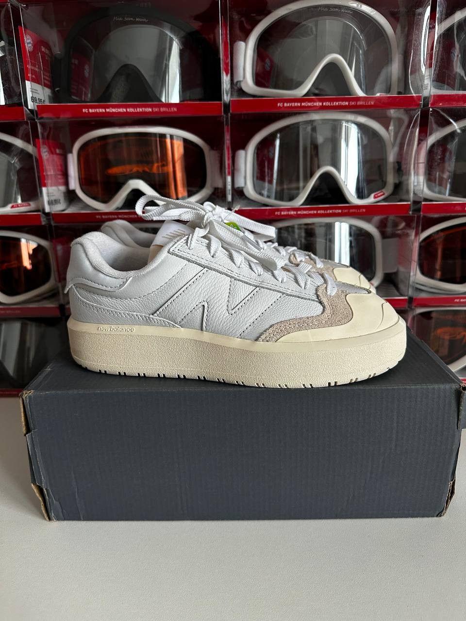 New Balance New Balance CT302 White Moonbeam Size US 8.5 / IT 38.5 - 2 Thumbnail