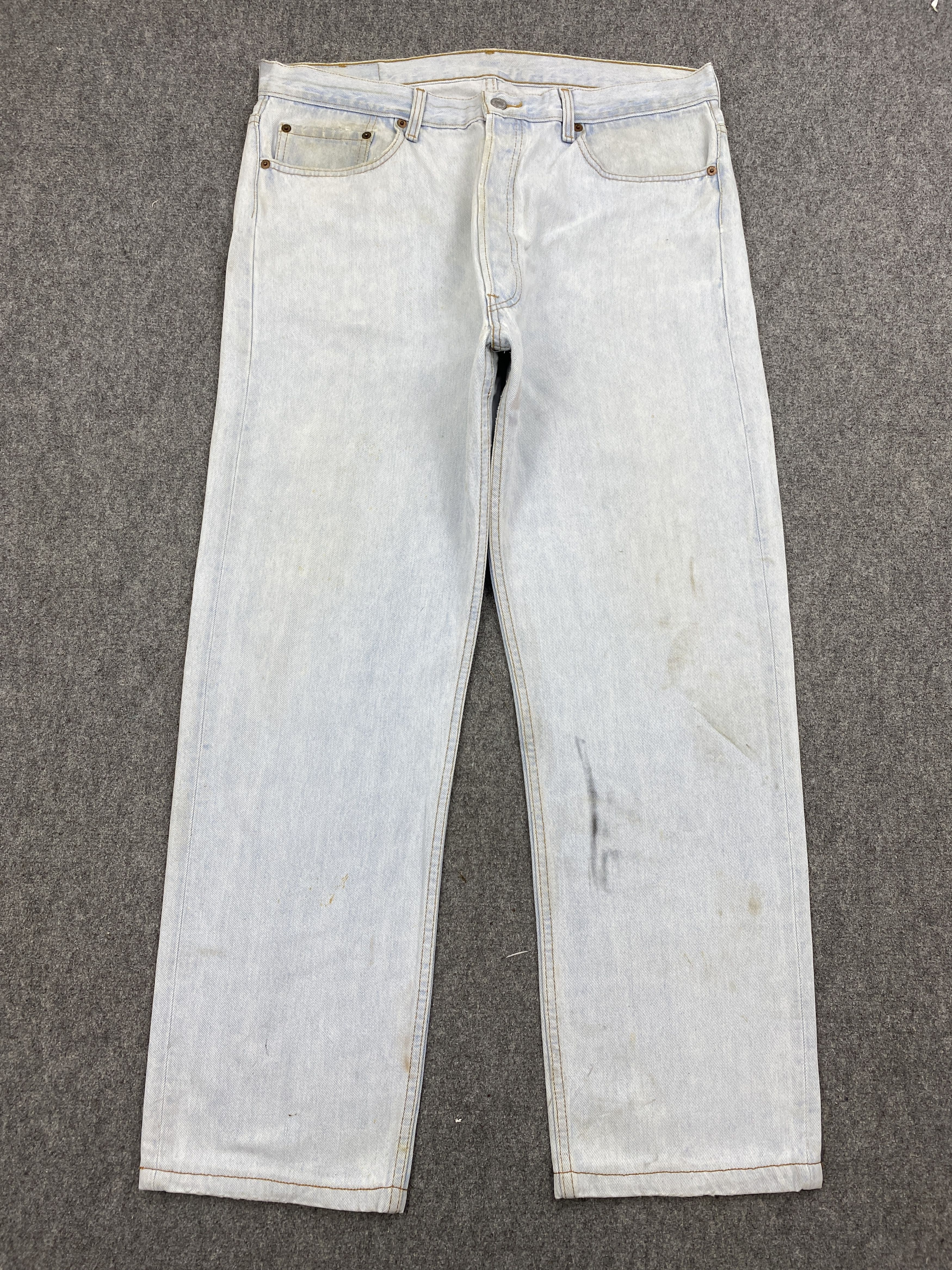 Levi's 90s Vintage Levi's 501 Light Washed Jeans DP2802 Size US 38 / EU 54 - 1 Thumbnail
