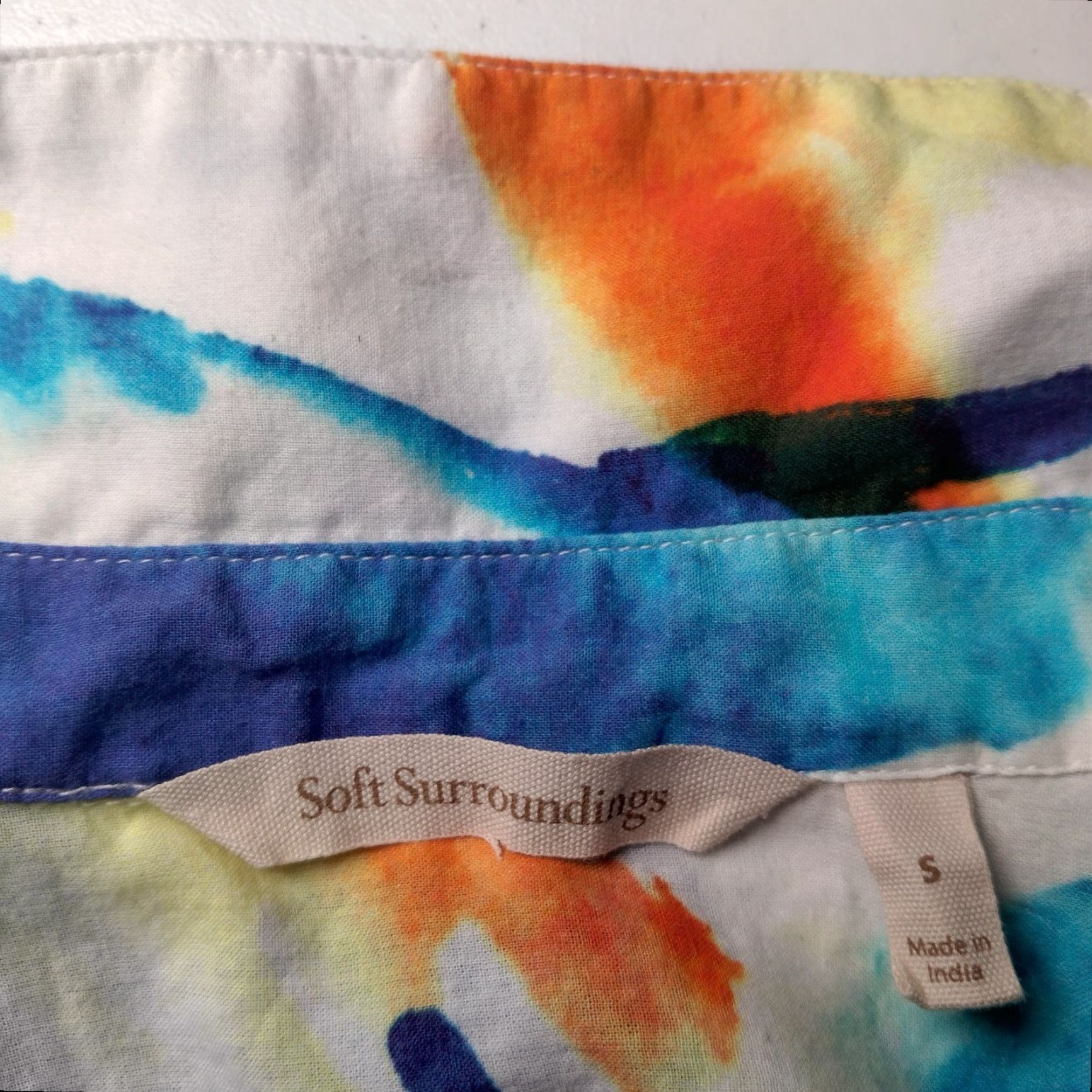 Soft Surroundings Soft Surroundings Blouse Women S Multicolor Watercolor Print Cotton 3/4 Sleeve Collared Pullover Regular Fit Artsy Colorful Womens Size S / US 4 / IT 40 - 6 Thumbnail