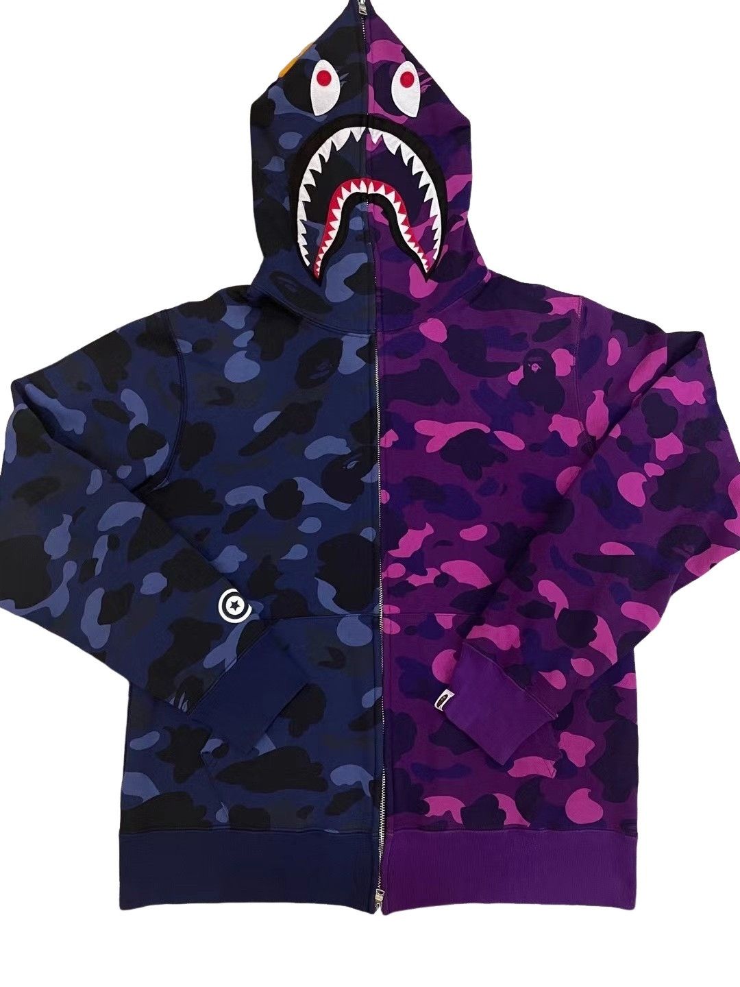 Bape A Bathing Ape Split Camo Shark Hoodie Size XL Size US XL / EU 56 / 4 - 1 Thumbnail