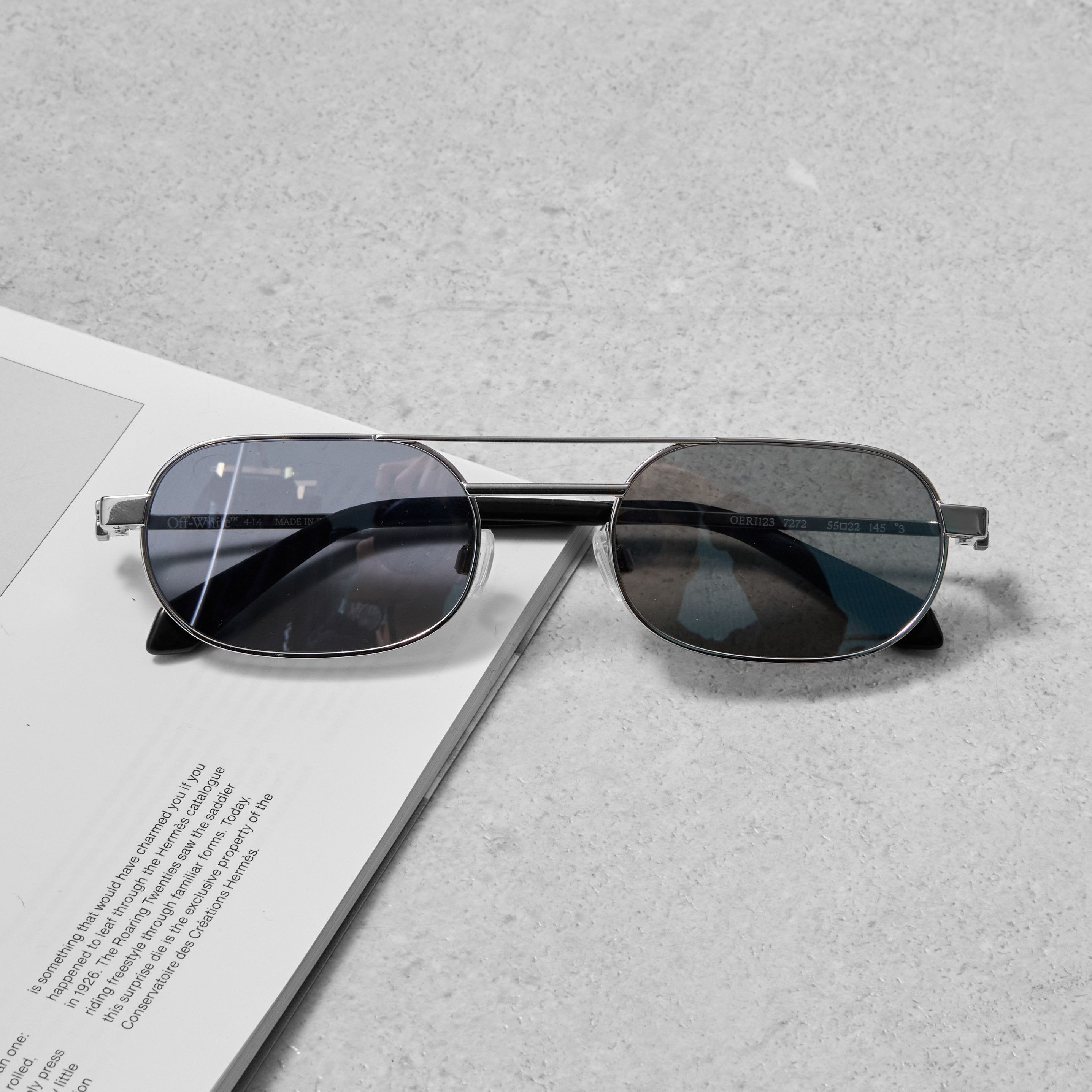 Off-White OFF WHITE Vaiden Oval Frame Sunglasses Size ONE SIZE - 2 Thumbnail