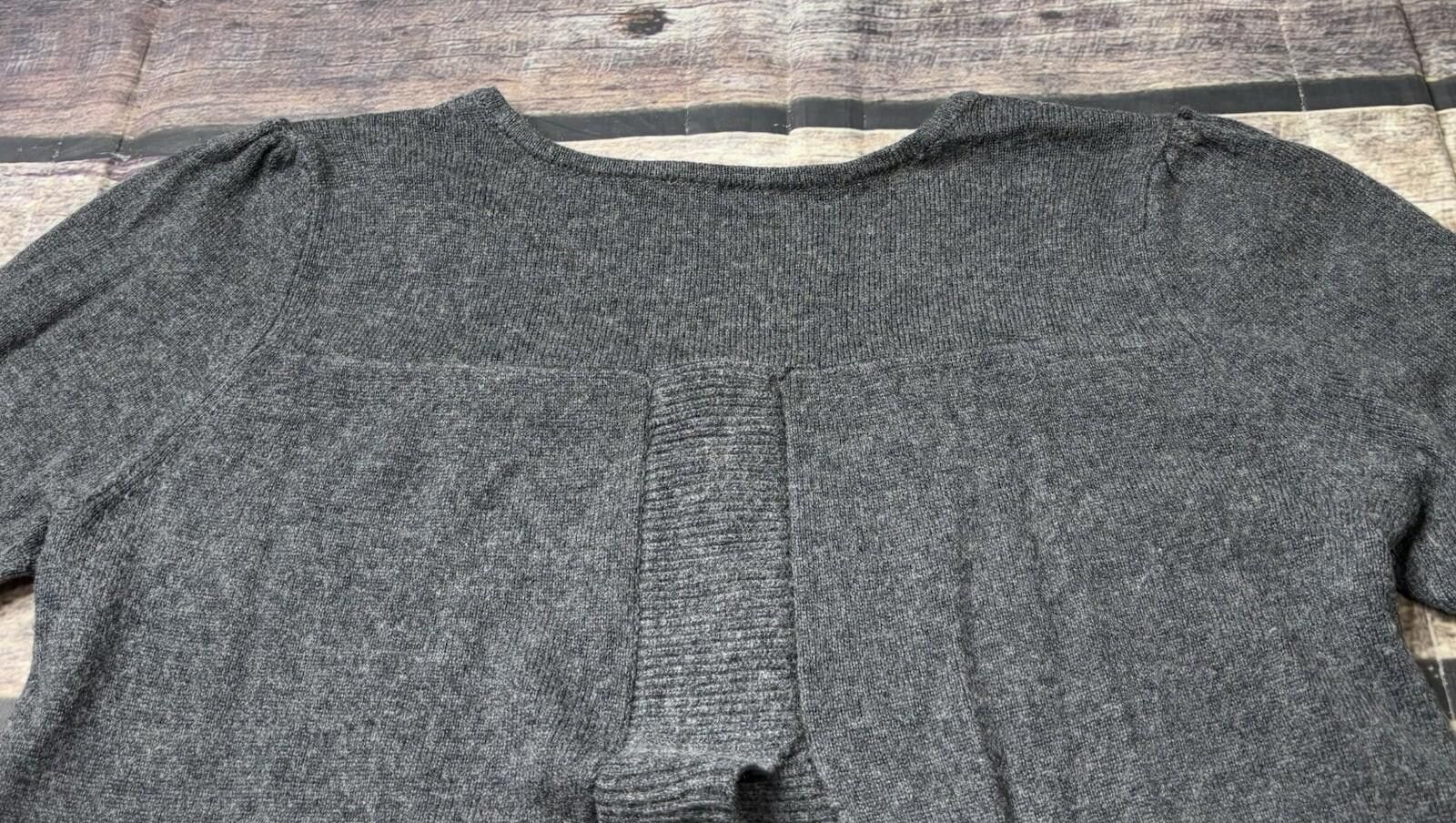 Aquascutum Aqua Sweater Women's Small Silk Cashmere Gray Back Slit Size S / US 4 / IT 40 - 6 Thumbnail