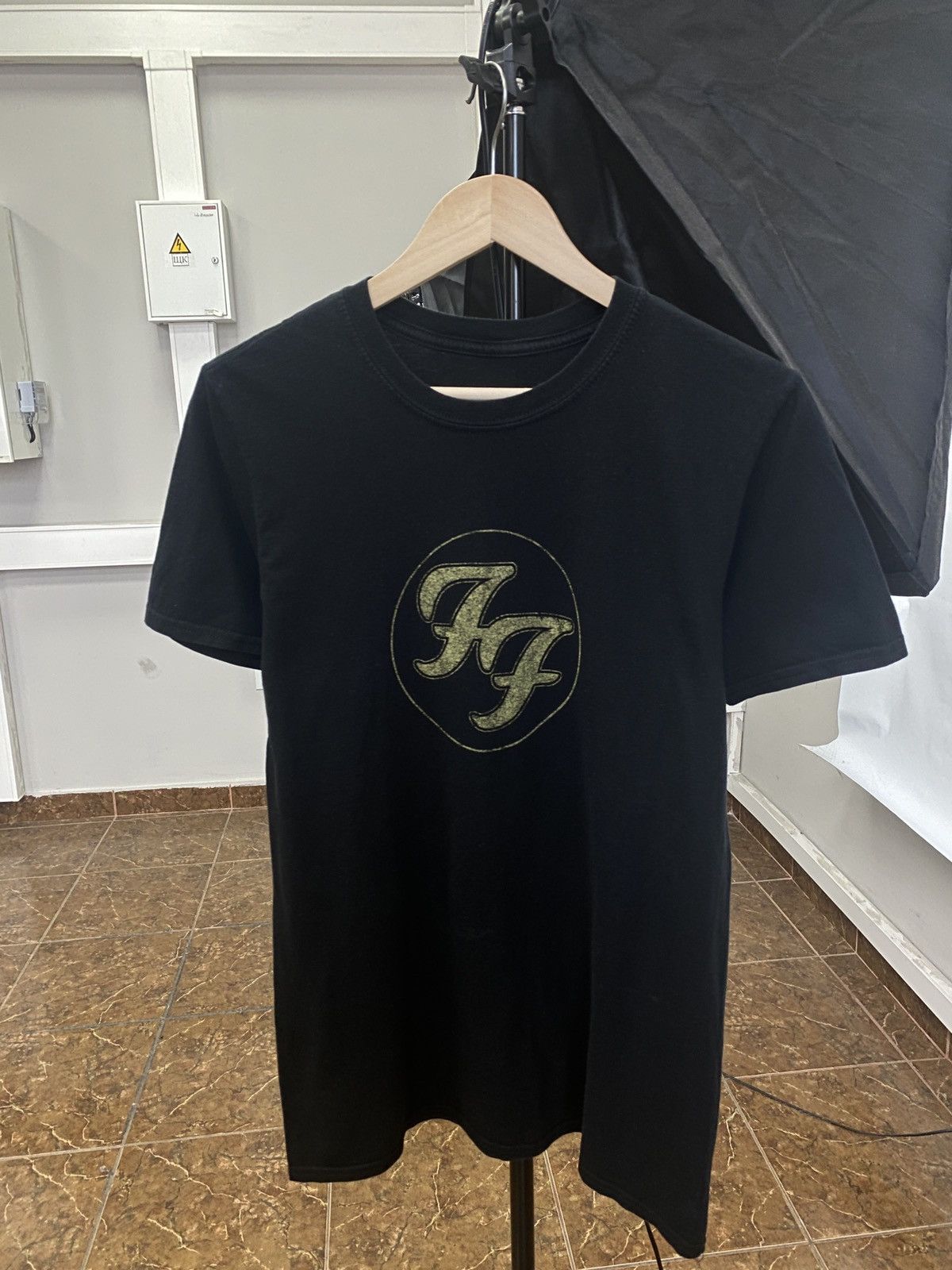 Band Tees Vintage Y2K Foo Fighters Tour T-shirt Rare Retro Hype Size US M / EU 48-50 / 2 - 1 Thumbnail