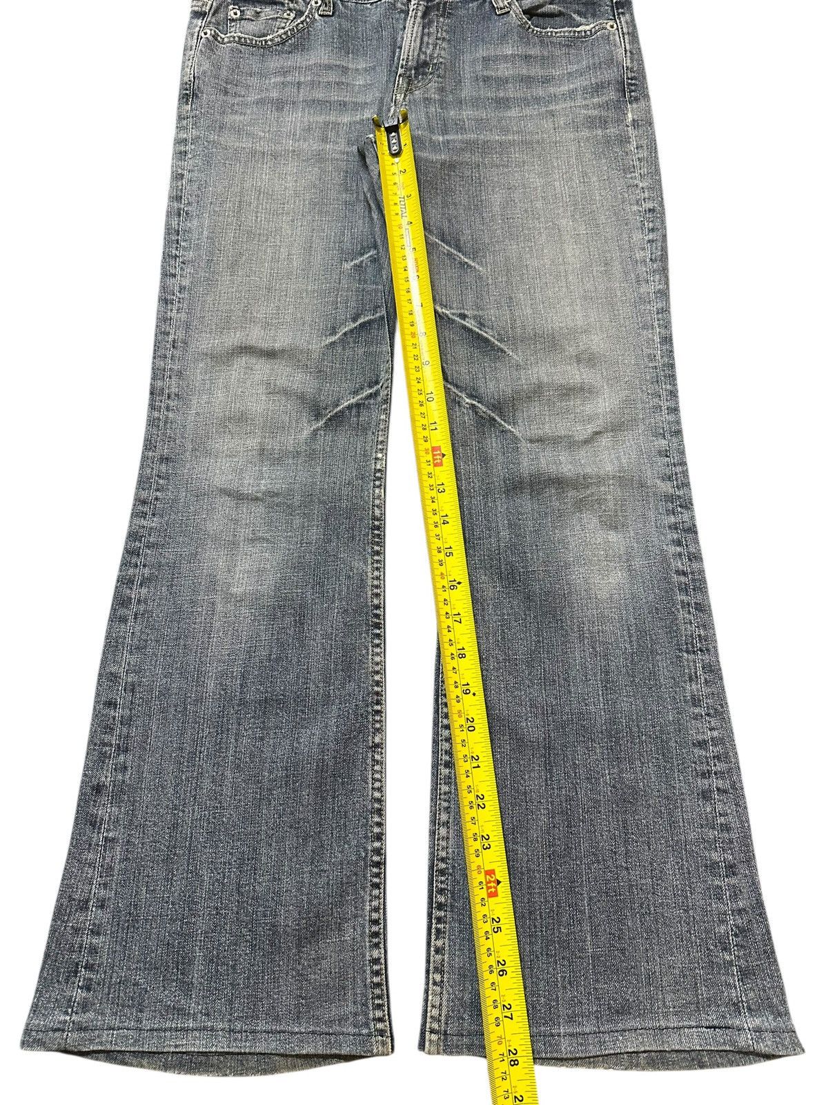 Japanese Brand Vintage Japanese Brand Blue Faded Wash Style Baggy Jeans Size US 31 - 12 Thumbnail